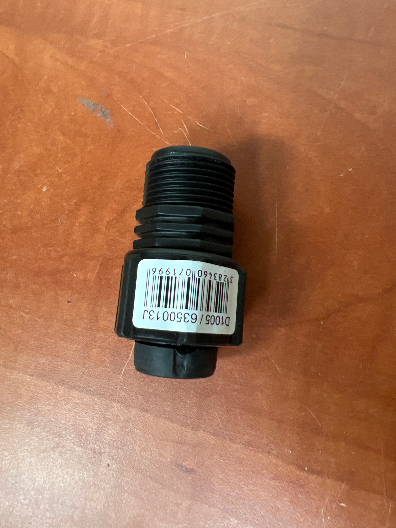 Pièce filetée avec connecteur (63500131)