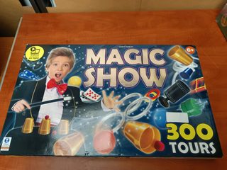 Coffret de magie ITM Magic Show - 300 Tours (6+)