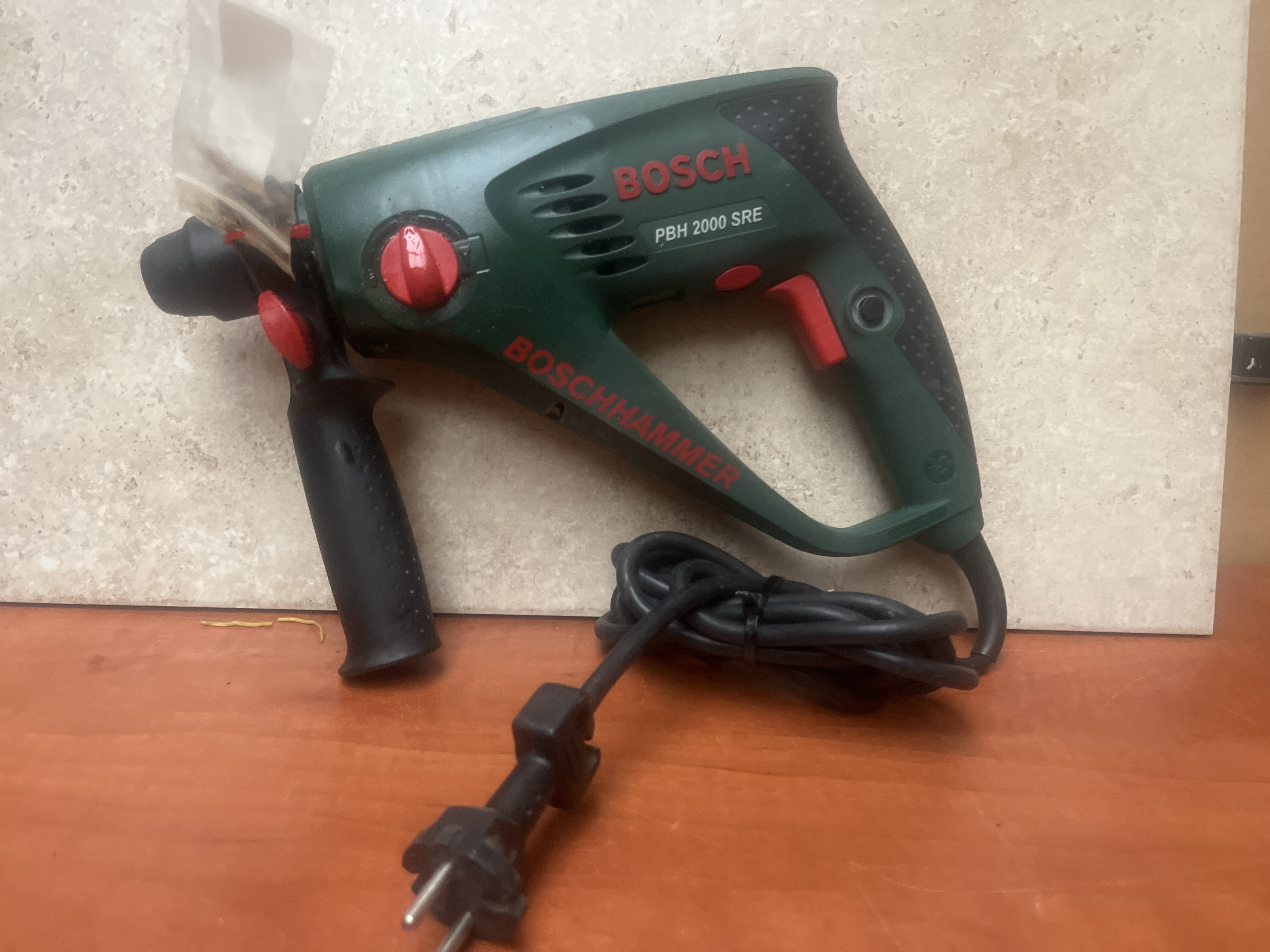 Marteau perforateur filaire Bosch PBH 2000 SRE