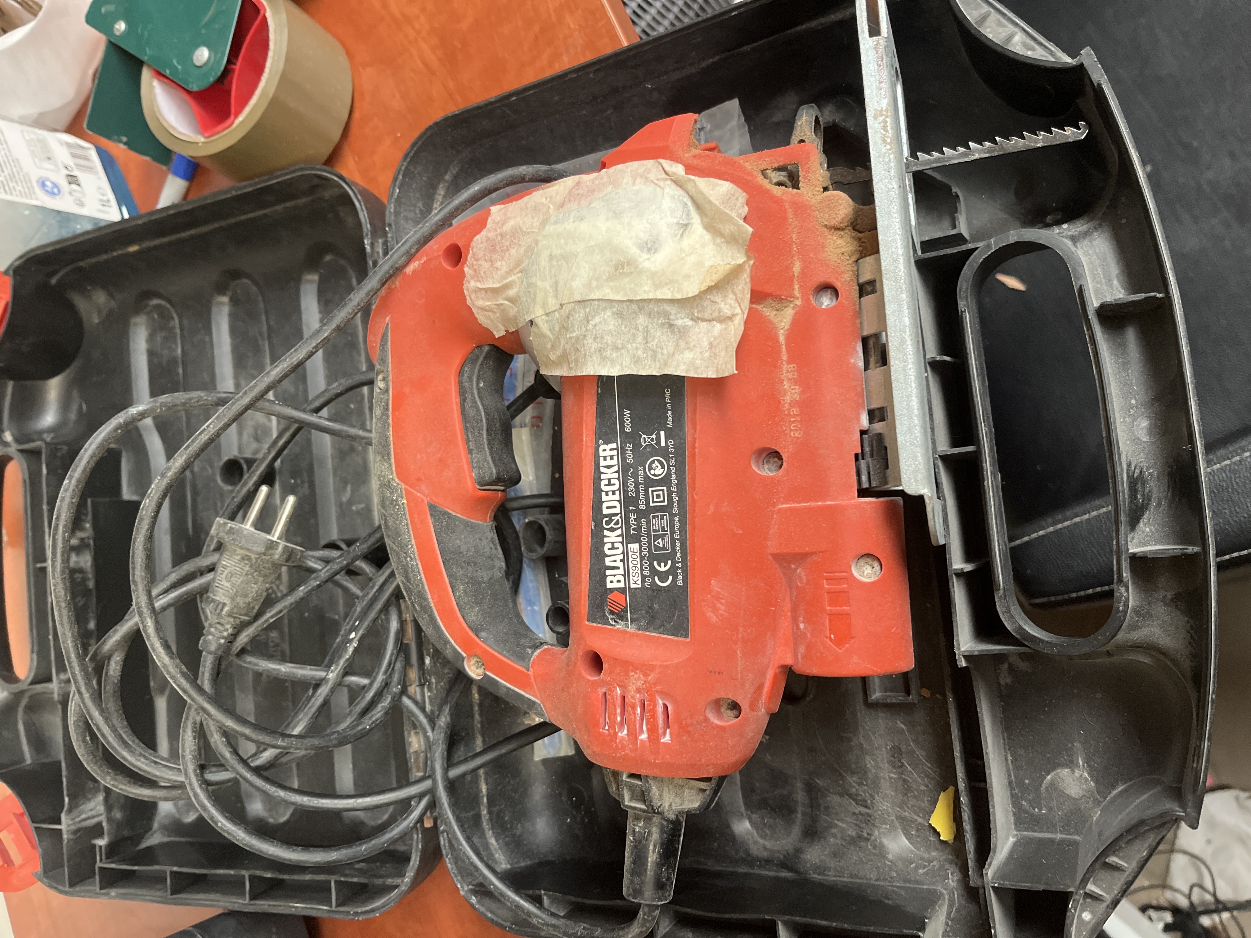 Scie sauteuse filaire Black+Decker KS900E Type 1 avec coffret — photo 2