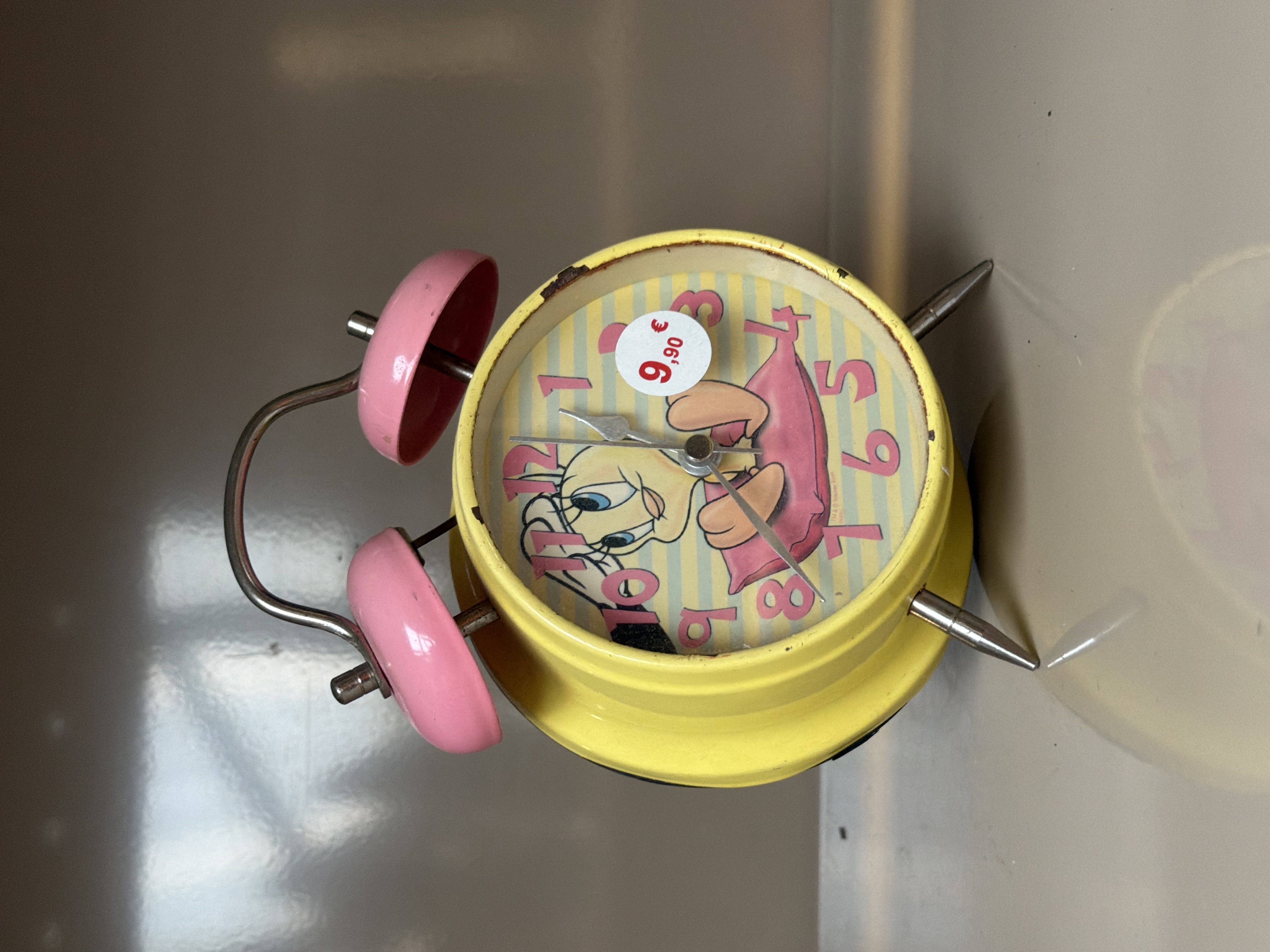 Réveil double cloche Tweety (Looney Tunes) en métal jaune et rose