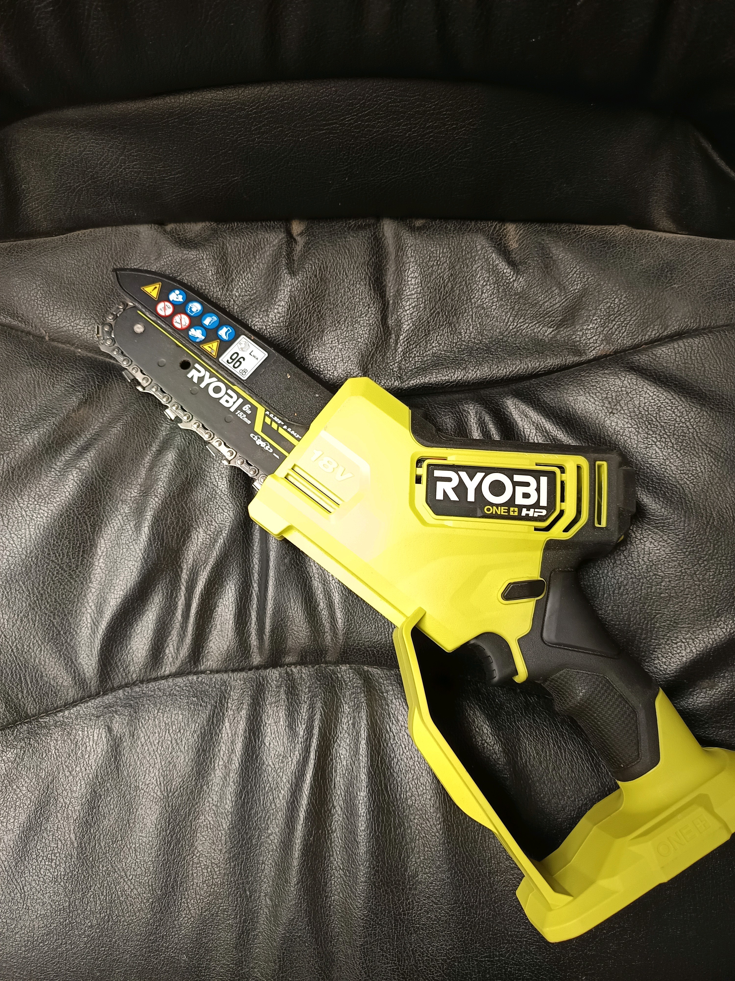 Ryobi ONE+ 18V scie d’élagage