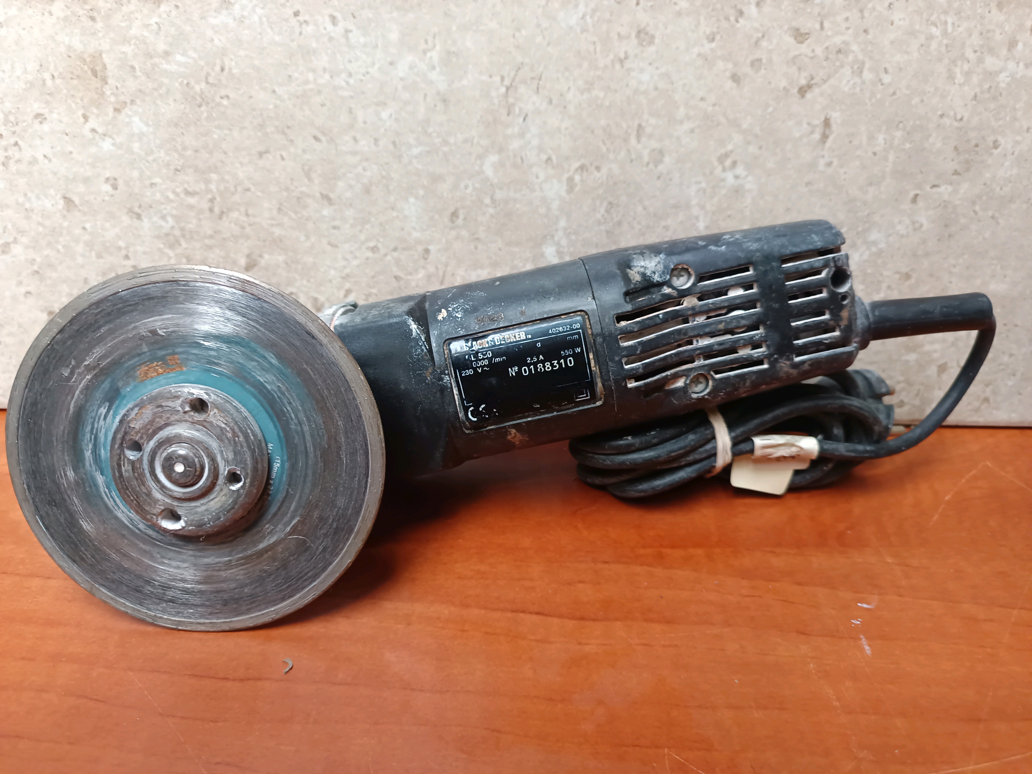 Meuleuse d’angle Black & Decker BL550