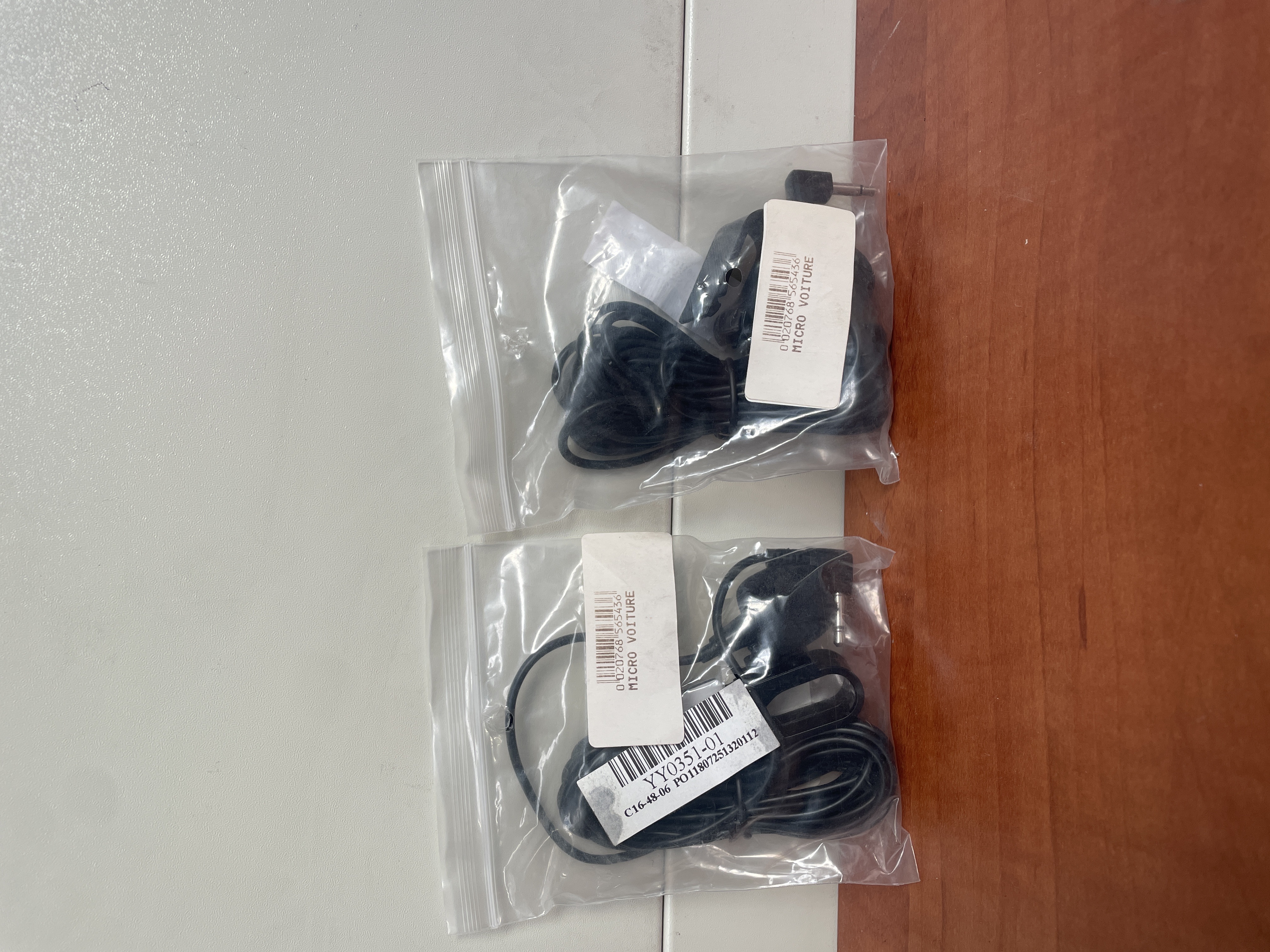 Microphone externe pour voiture filaire