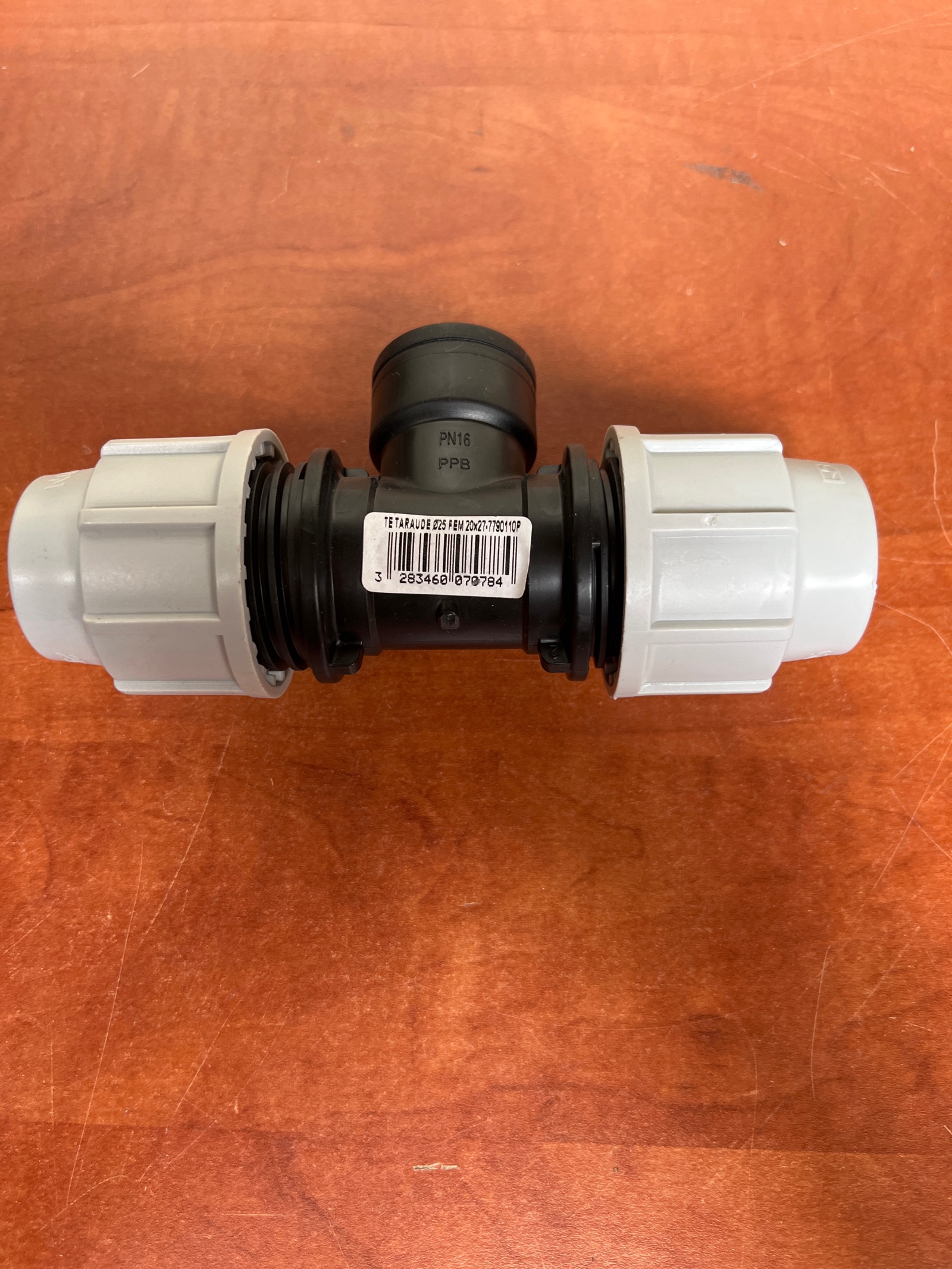 Raccord en T de compression PP PN16 (réducteur)