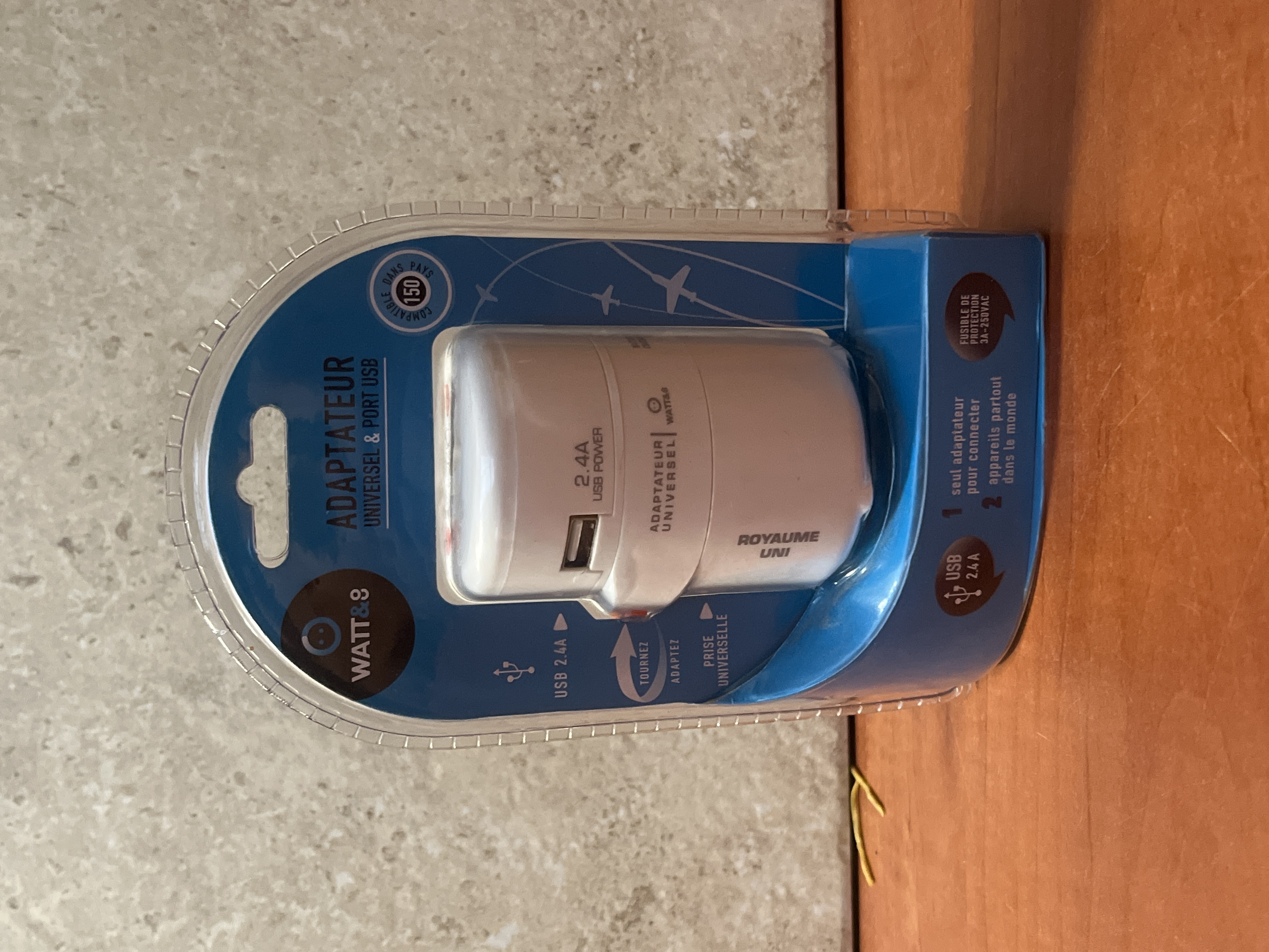 Adaptateur de voyage avec port USB 2.4A