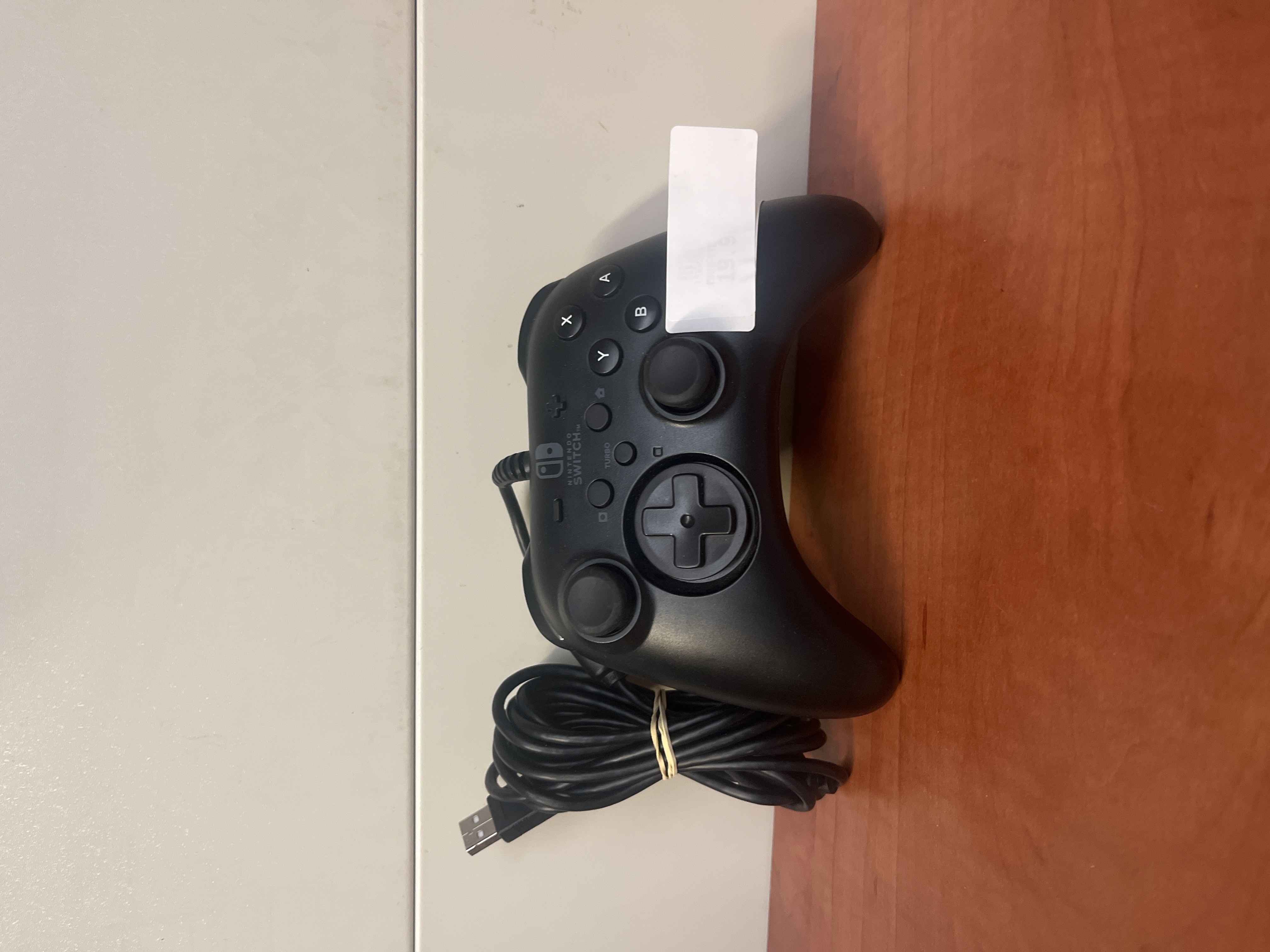 Manette filaire USB pour Nintendo Switch (type Pro Controller)