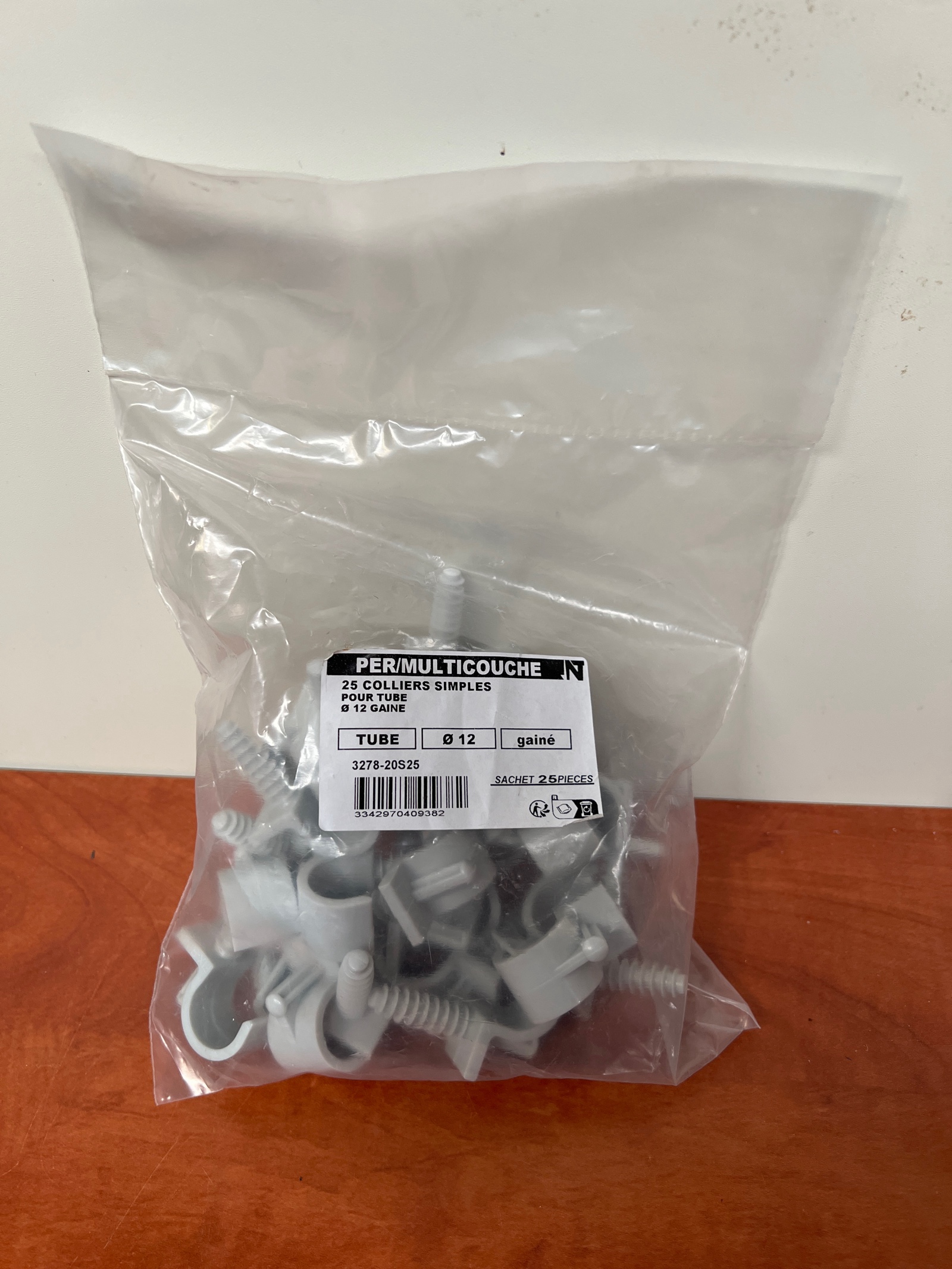Sachet de 20 colliers simples pour tube PER/multicouche Ø12