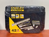 Stanley FatMax coffret cliquet et douilles 1/4'' 120 dents - 42 pièces — photo 1