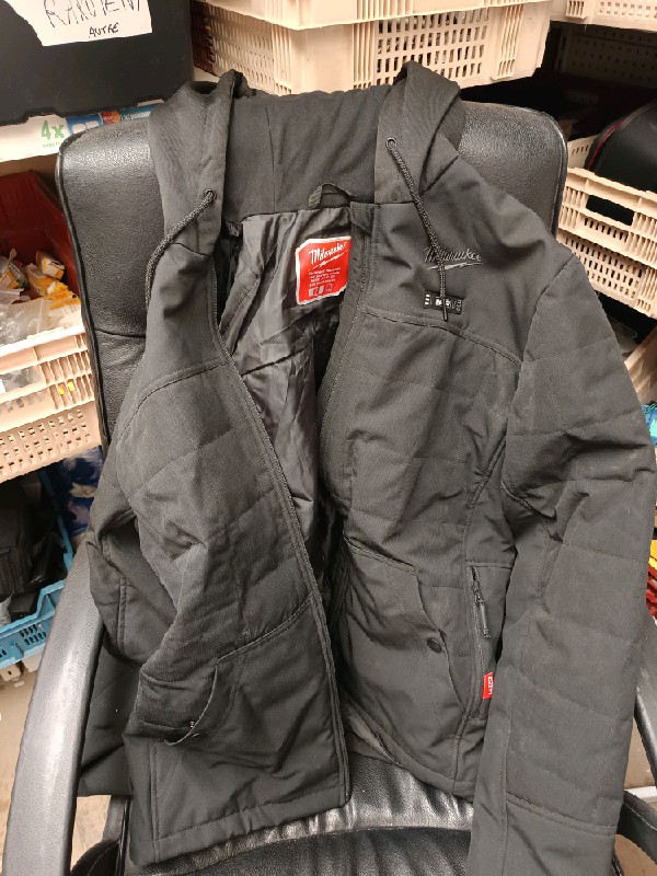 Veste chauffante Milwaukee M12 noire à capuche - Taille M