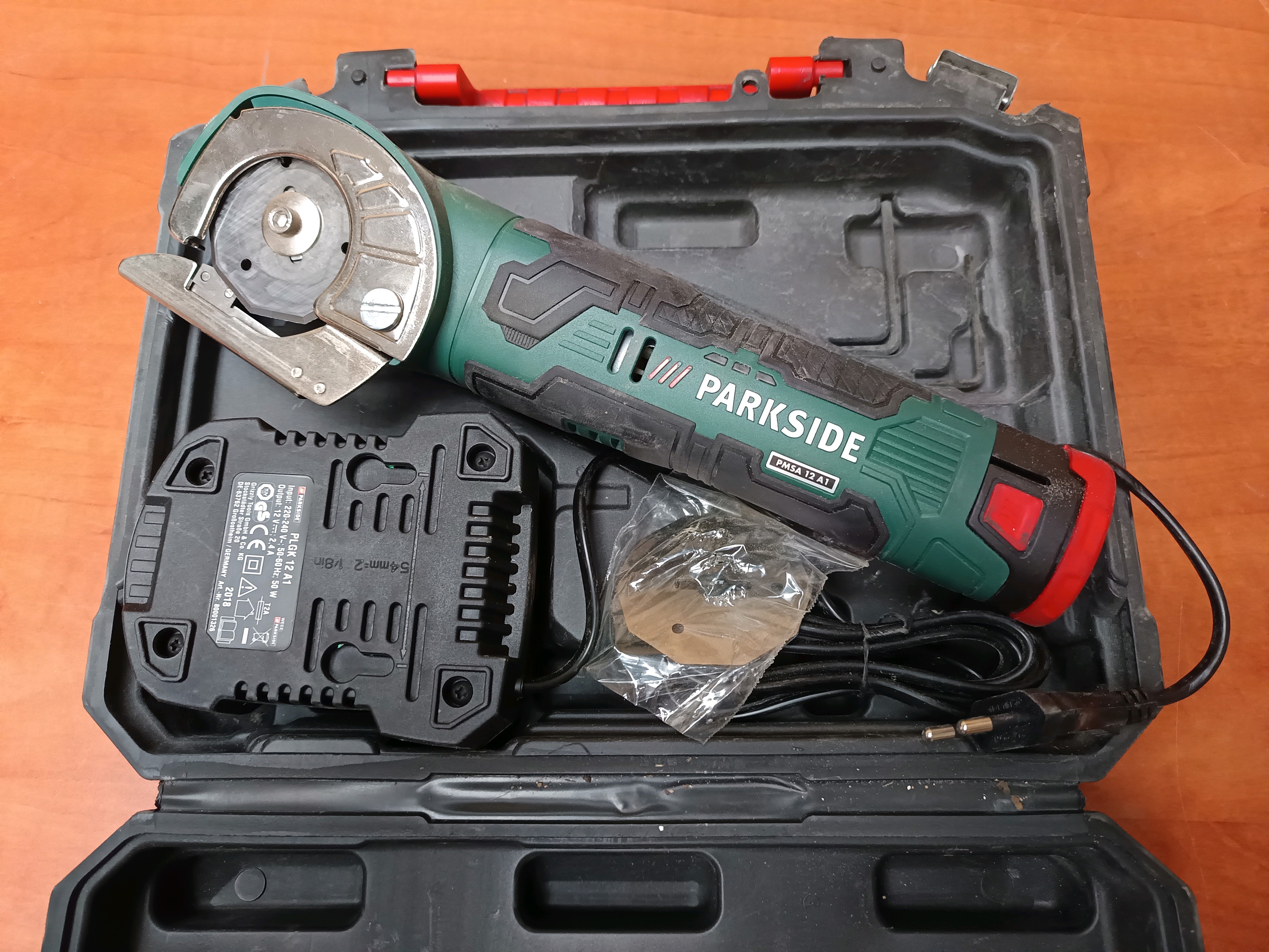 Mini scie circulaire sans fil PARKSIDE
