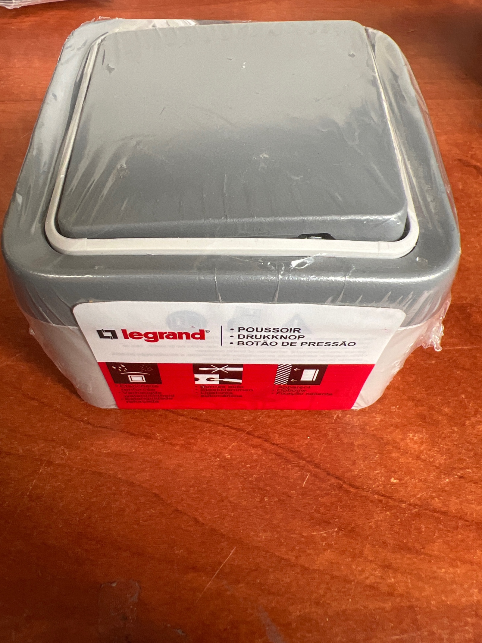 Legrand Poussoir