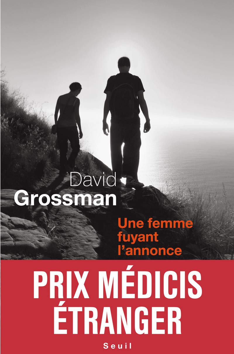 Une Femme Fuyant L'annonce