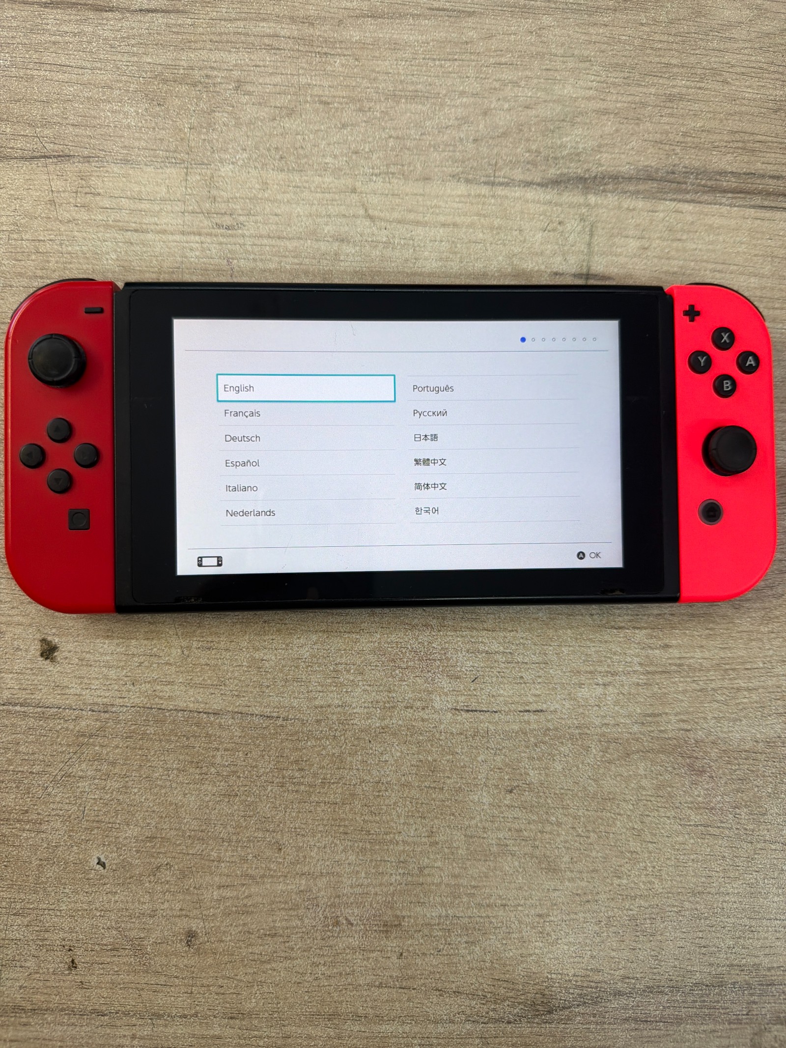 Nintendo Switch (Joy-Con rouges) complète sans boîte