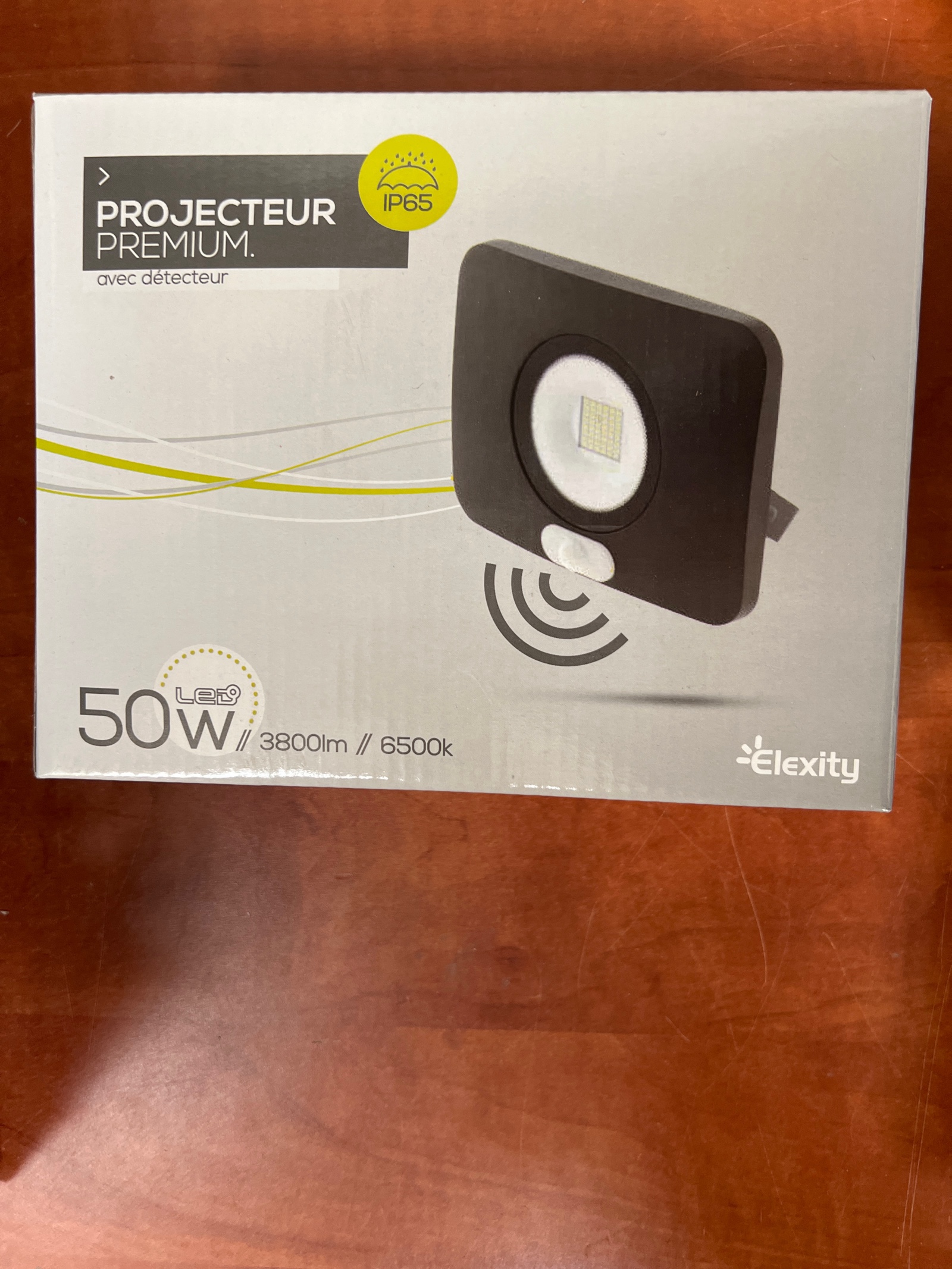 Elexity Projecteur Premium LED 50W avec détecteur IP65 (3800 lm, 6500K)