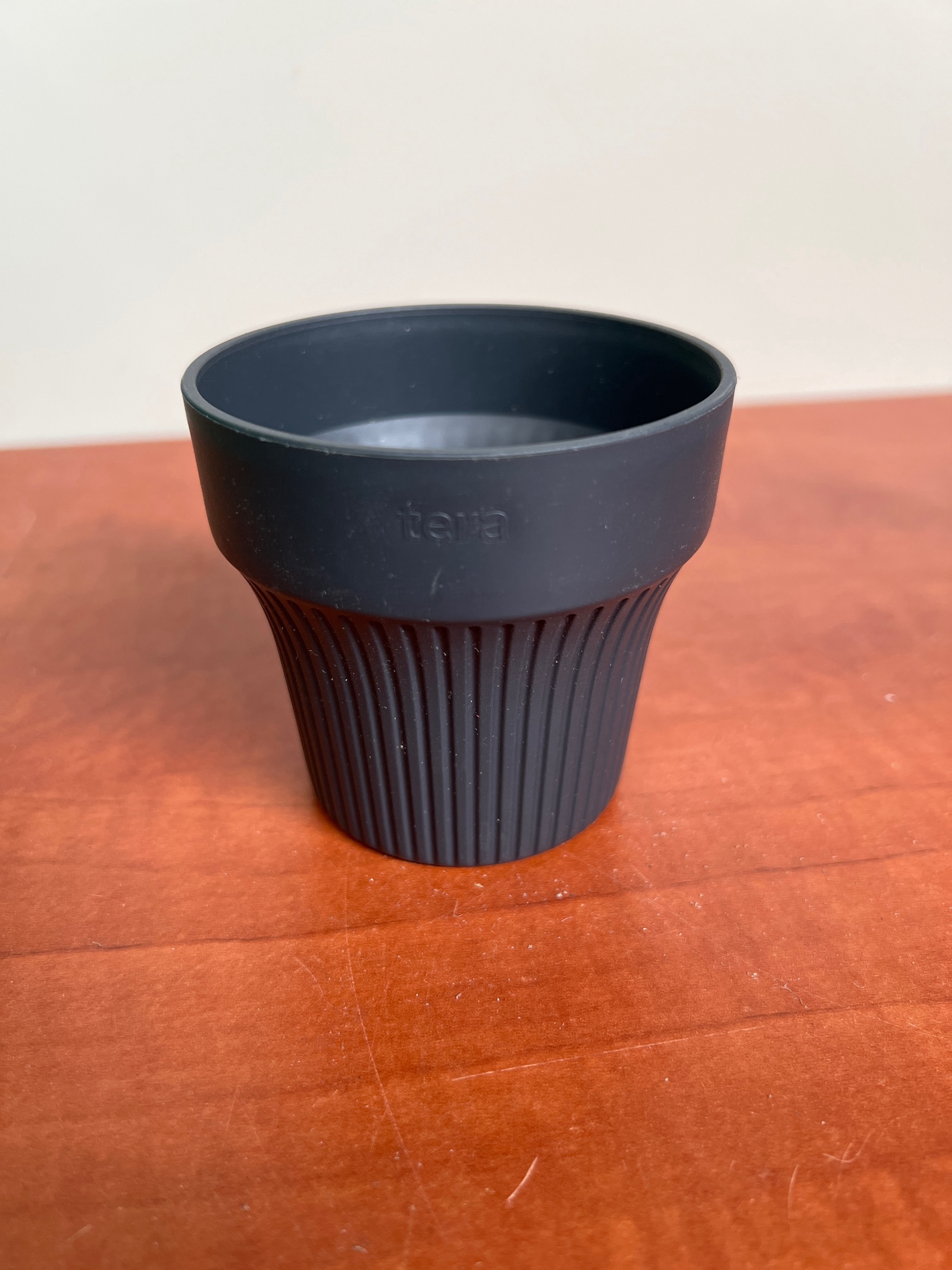Gobelet en silicone Tera noir
