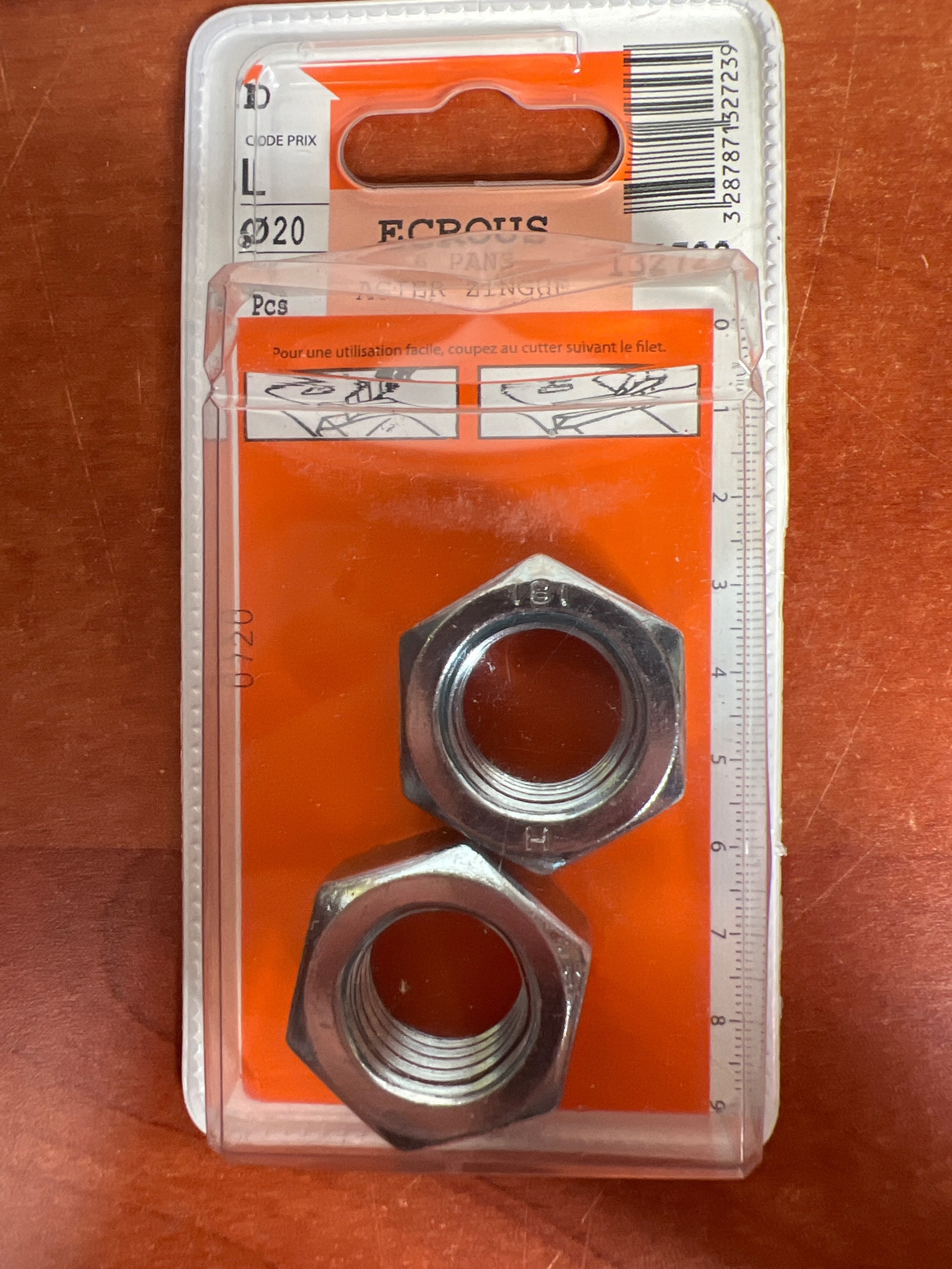Écrous hexagonaux Ø20
