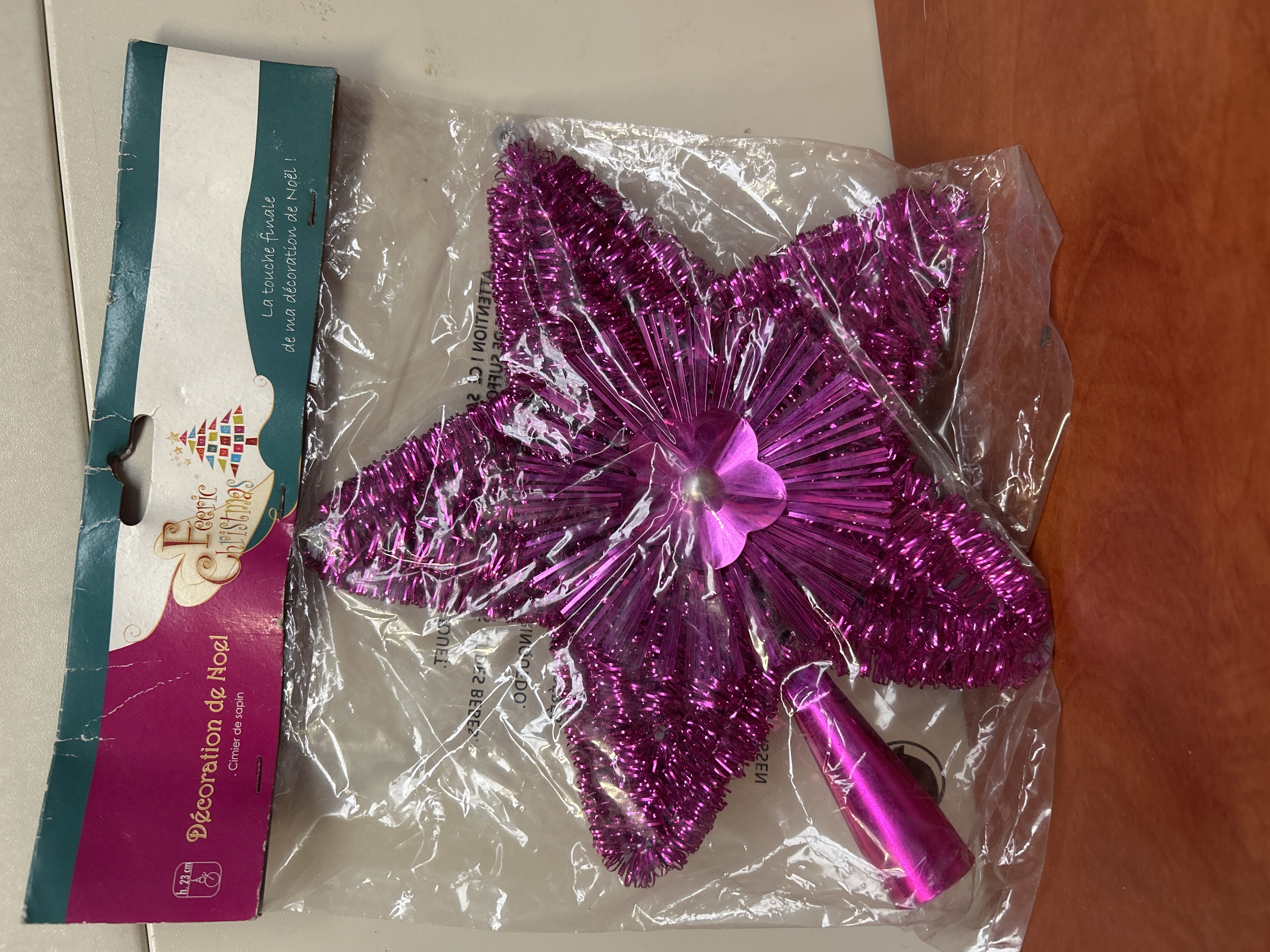Étoile pour cime de sapin rose fuchsia – décoration de Noël