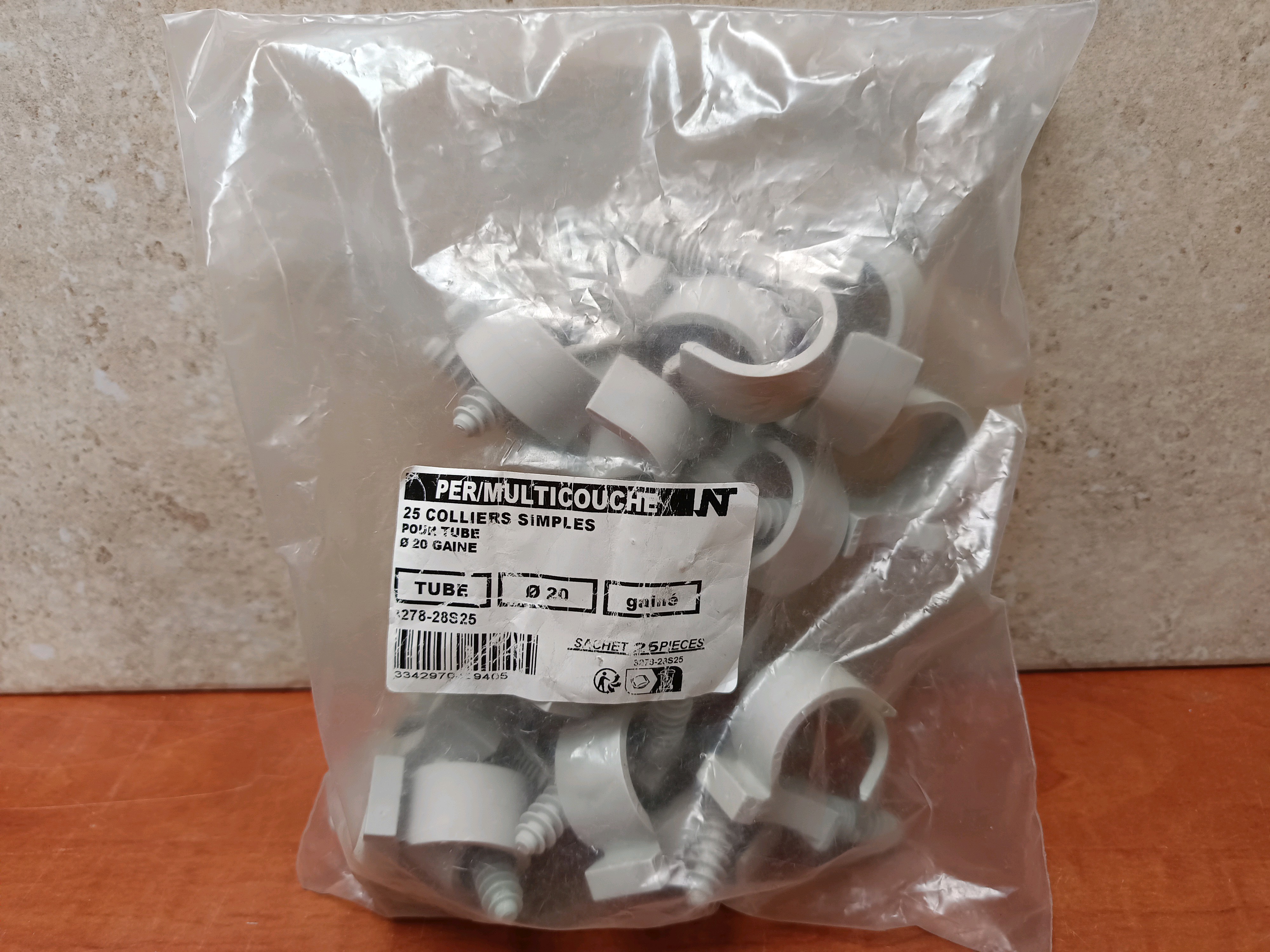 Sachet de 25 colliers simples Ø20 pour tube PER multicouche