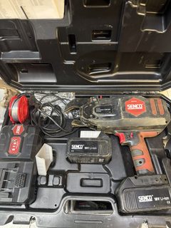 Ligatureuse à ferraille DTS 18V Li‑ion (2 batteries + chargeur) en valise