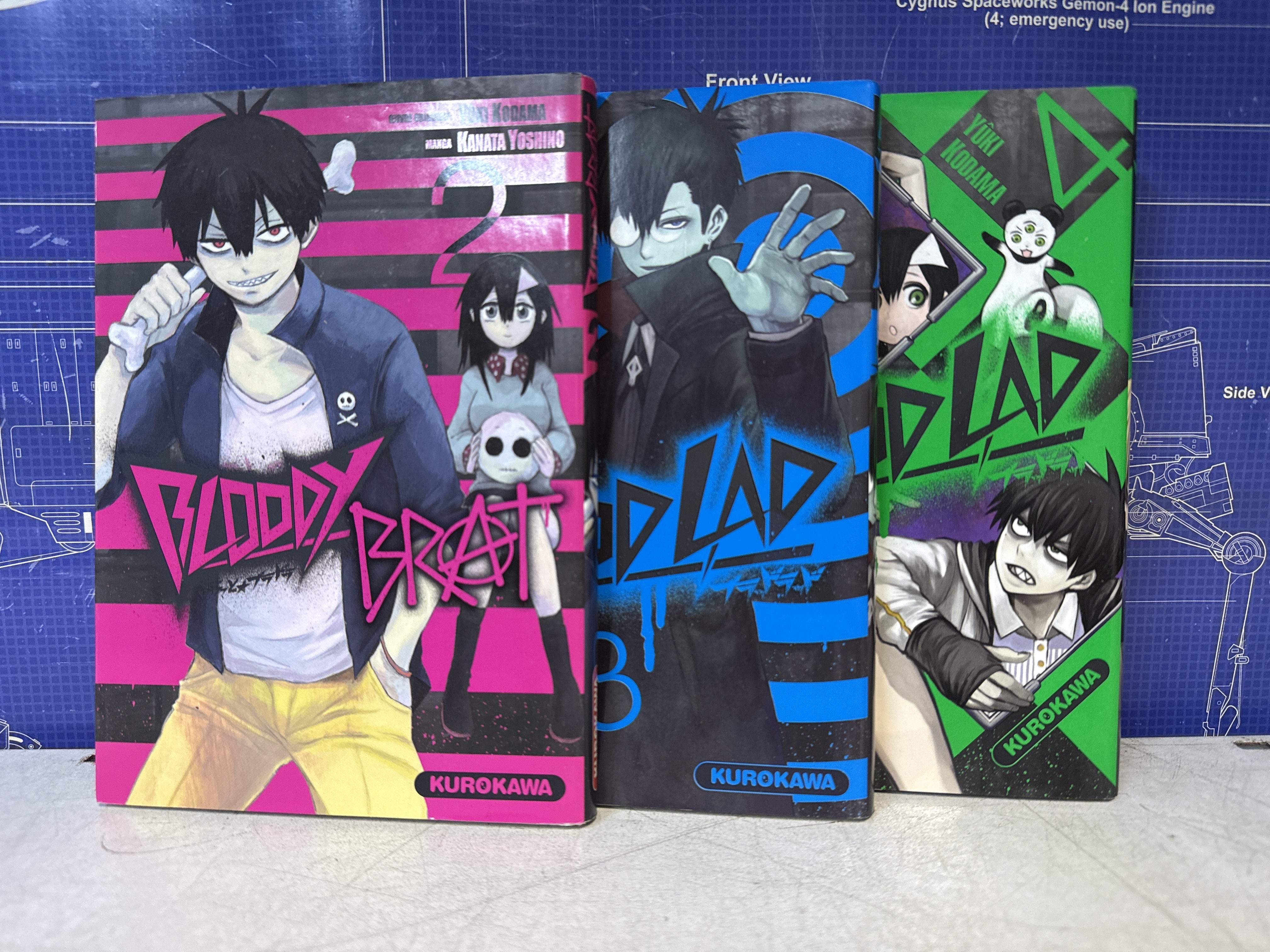 Lot manga Blood Lad tomes 2 à 4 - édition française Kurokawa — photo 2