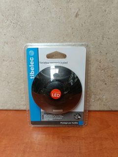 Tibelec variateur poussoir à pied compatible LED - Noir
