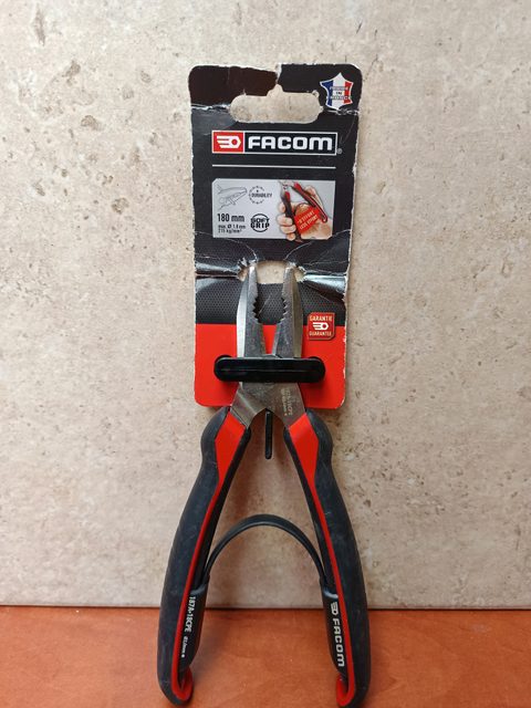 FACOM - Pince universelle 180 mm