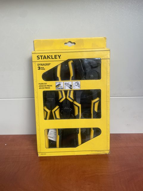 Lot de 3 pinces étaux Stanley 75 mm et 150 mm