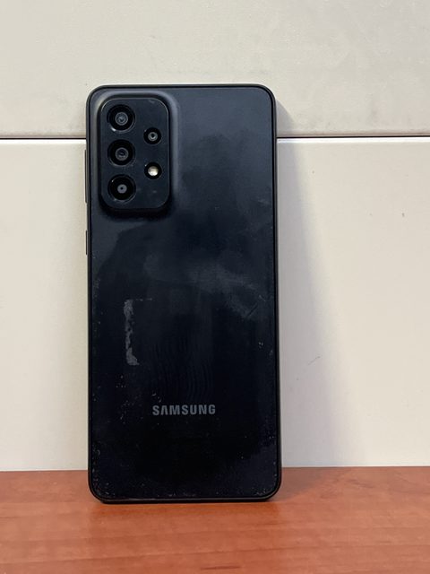 Smartphone Samsung noir (défectueux)