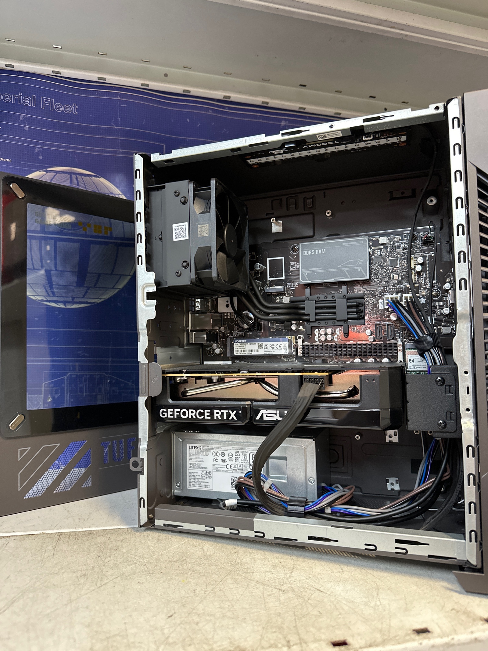 PC Gamer ASUS - Core i7-13620H, GeForce RTX 5060 8 Go, 32 Go DDR5, SSD NVMe 1 To