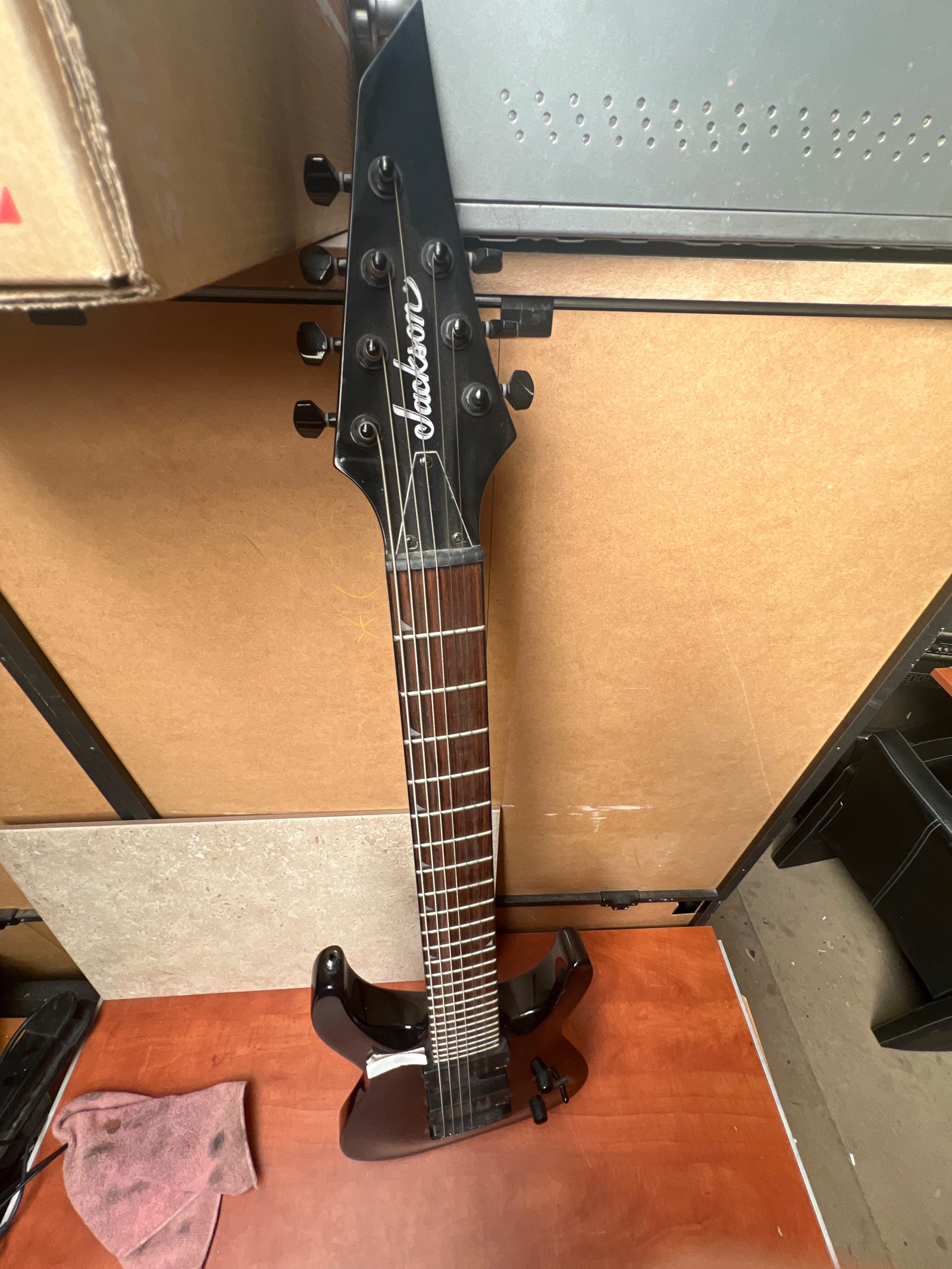 Guitare électrique Jackson SLAT7