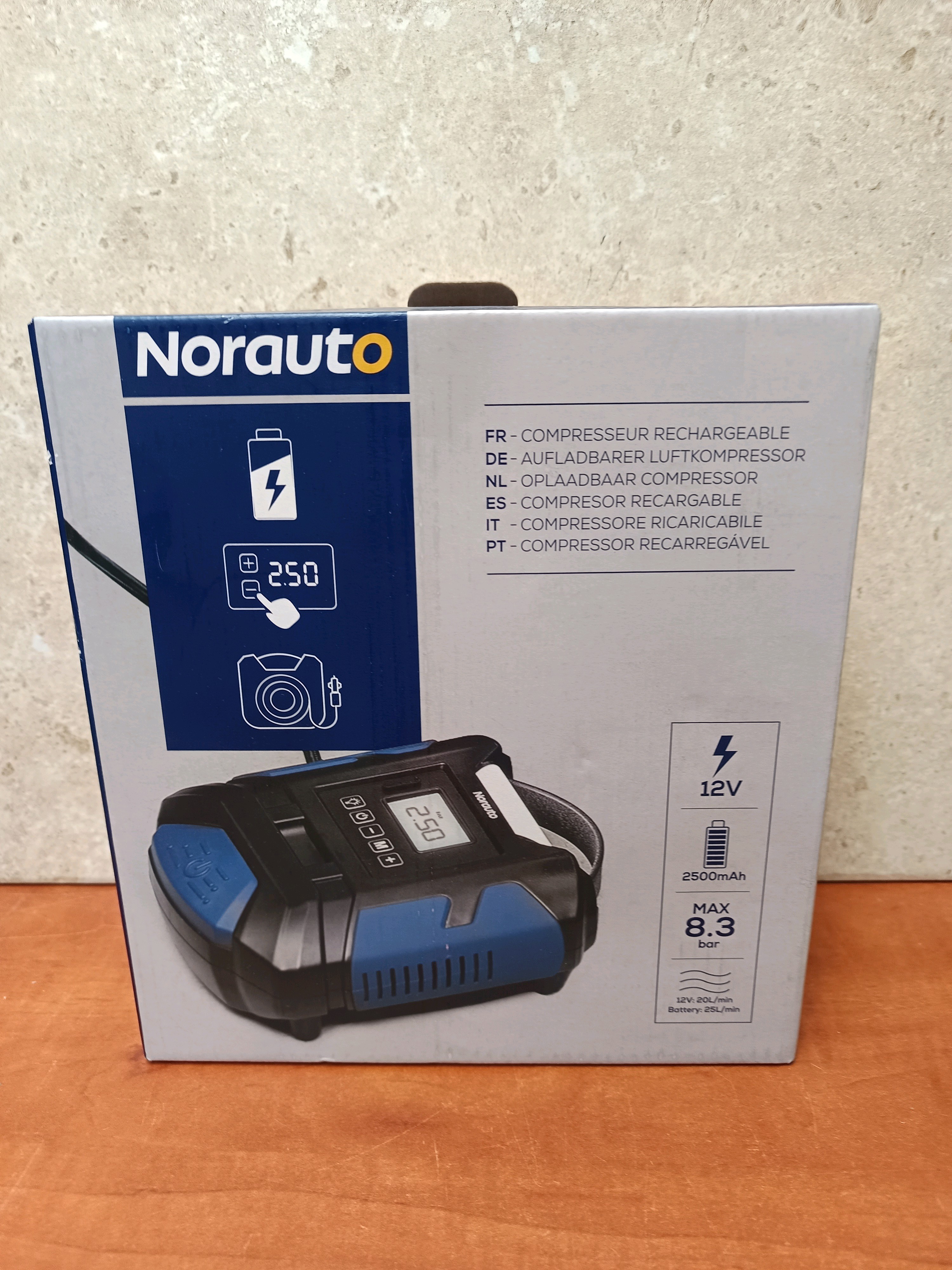 Norauto Compresseur rechargeable 12V (max 8.3 bar)