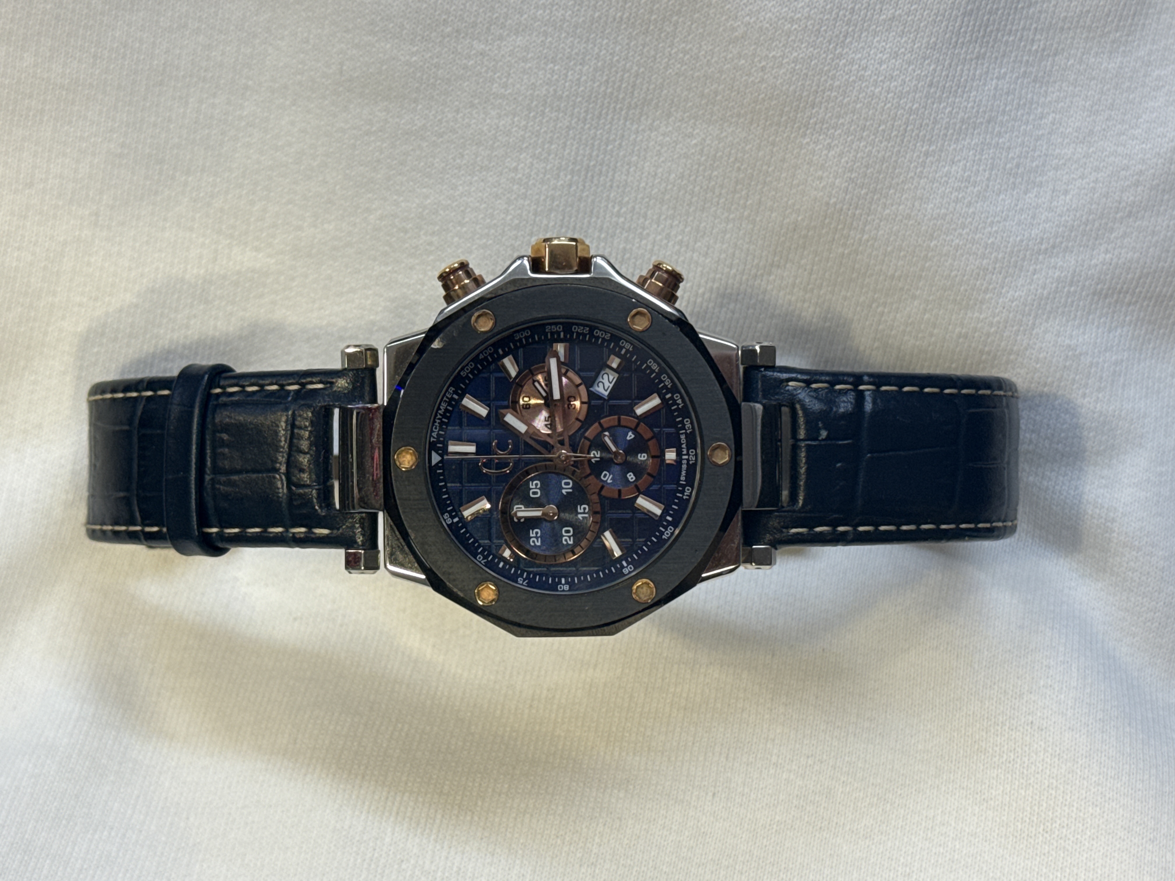 Montre GC X72025G7S chronographe, bracelet cuir noir