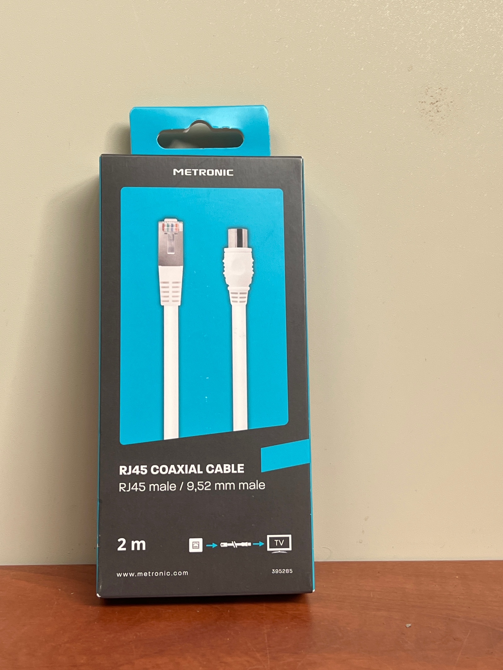 Metronic câble coaxial RJ45 2 m (RJ45 mâle vers 9,52 mm mâle)