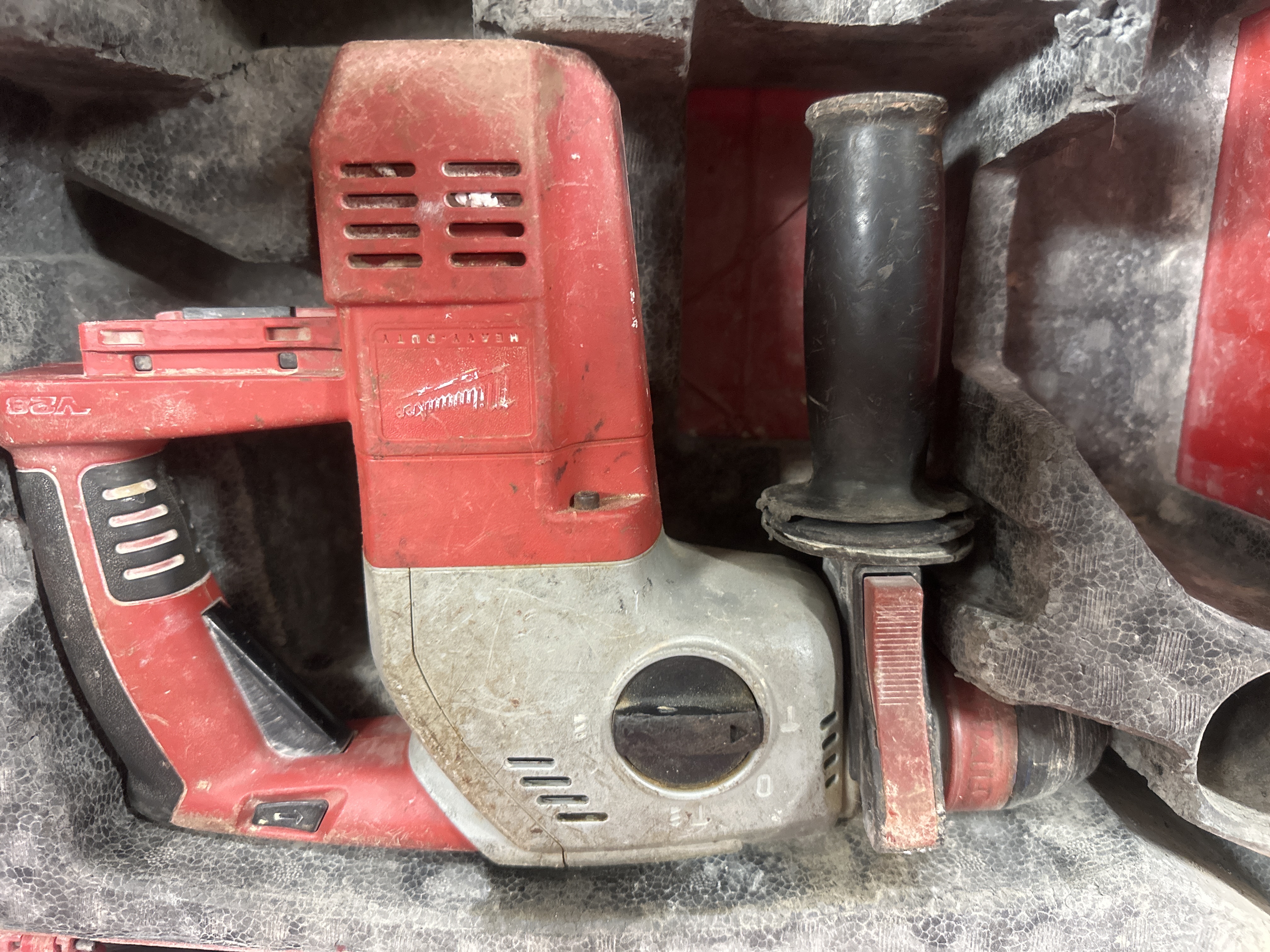 Perforateur-burineur Milwaukee