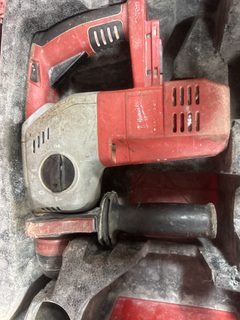 Perforateur-burineur Milwaukee