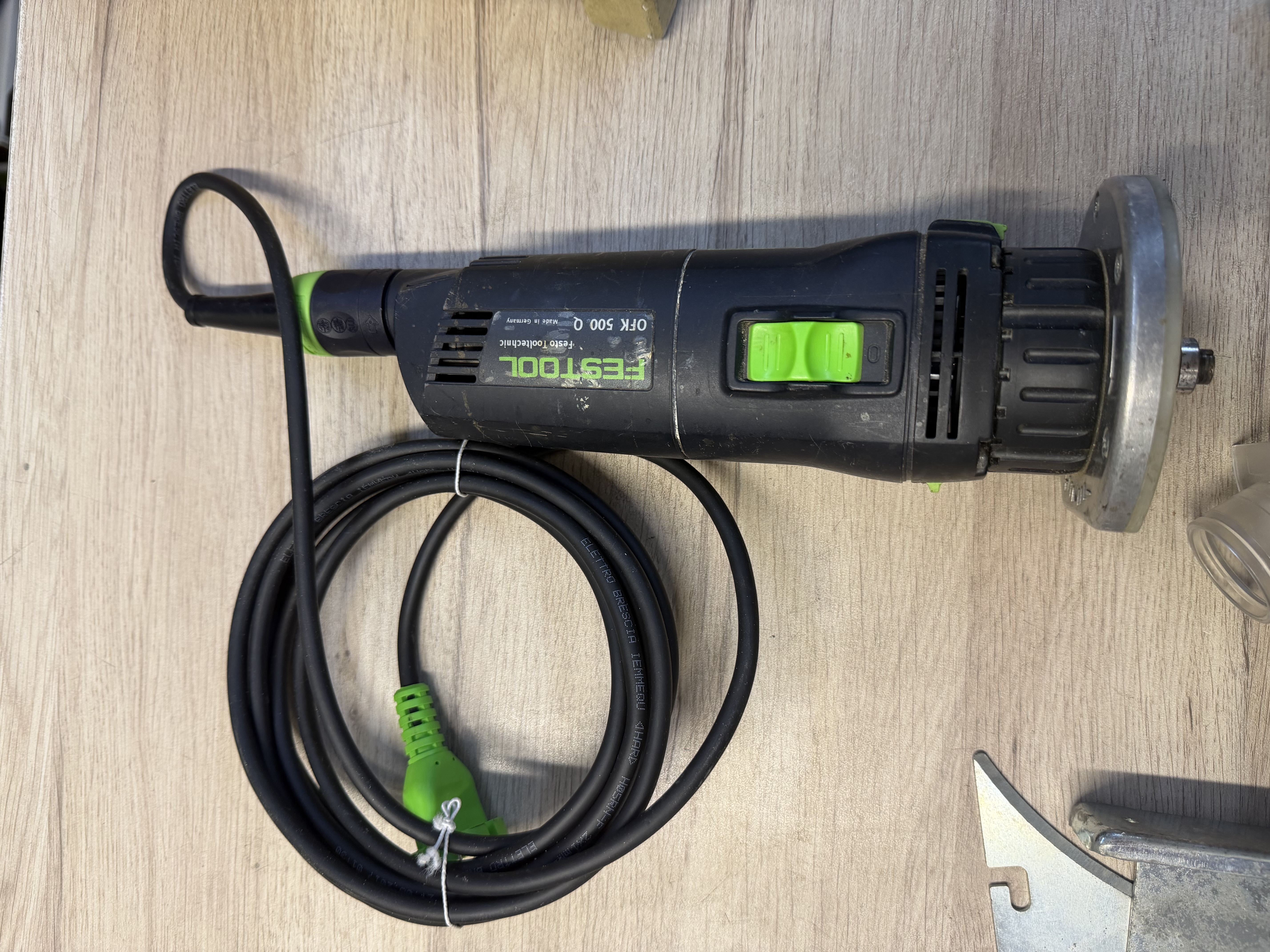 Affleureuse Festool OFK 500