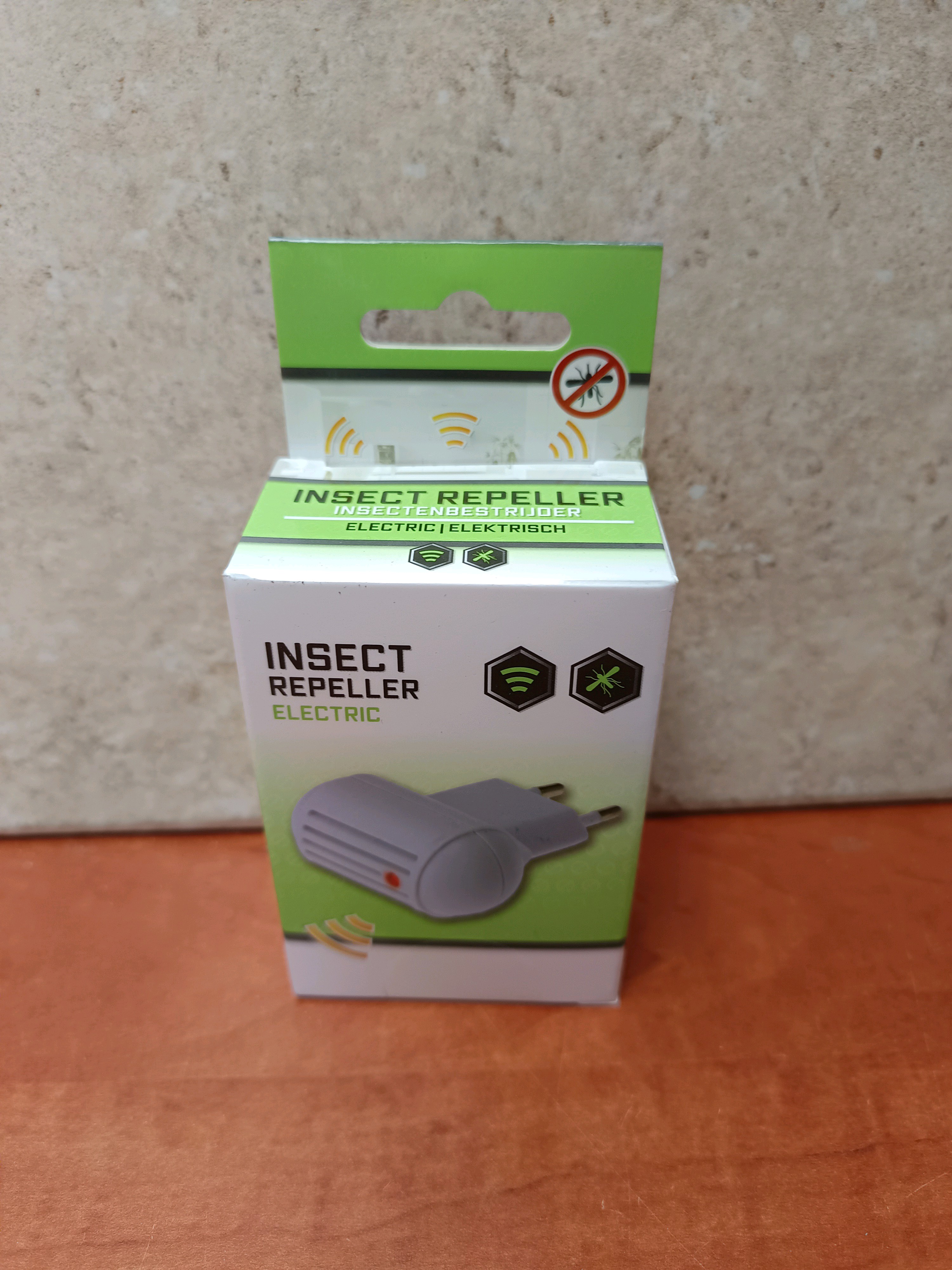 Répulsif insectes électrique – Insect Repeller Electric (prise murale)