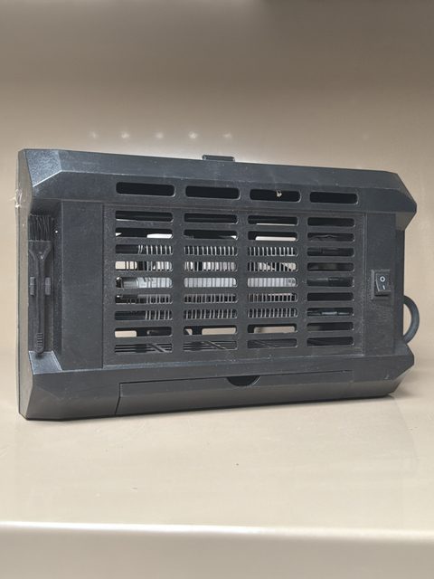 Lampe anti-moustique électrique à grille
