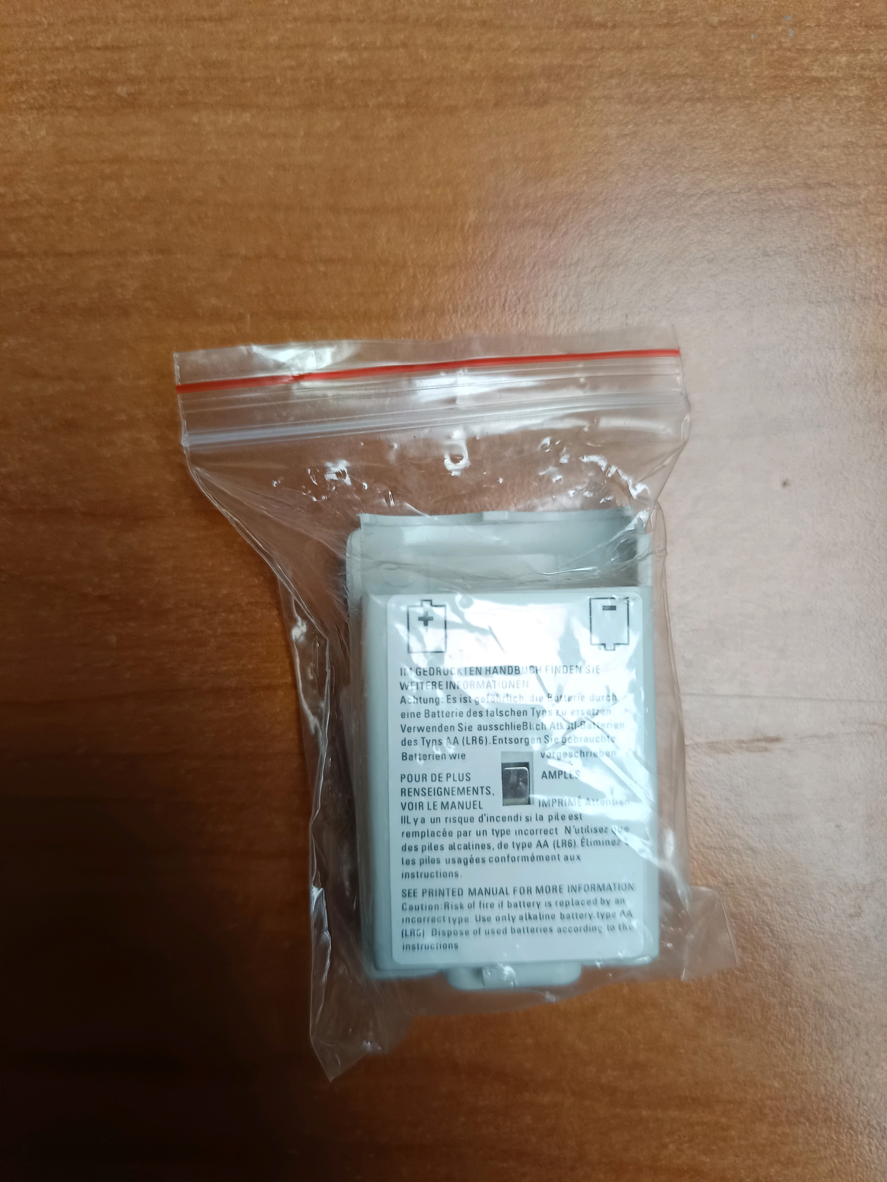 Boîtier porte-piles (2x AA) pour manette Xbox 360