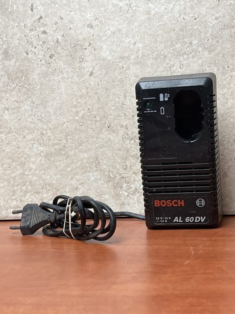 Chargeur Bosch AL 60 DV