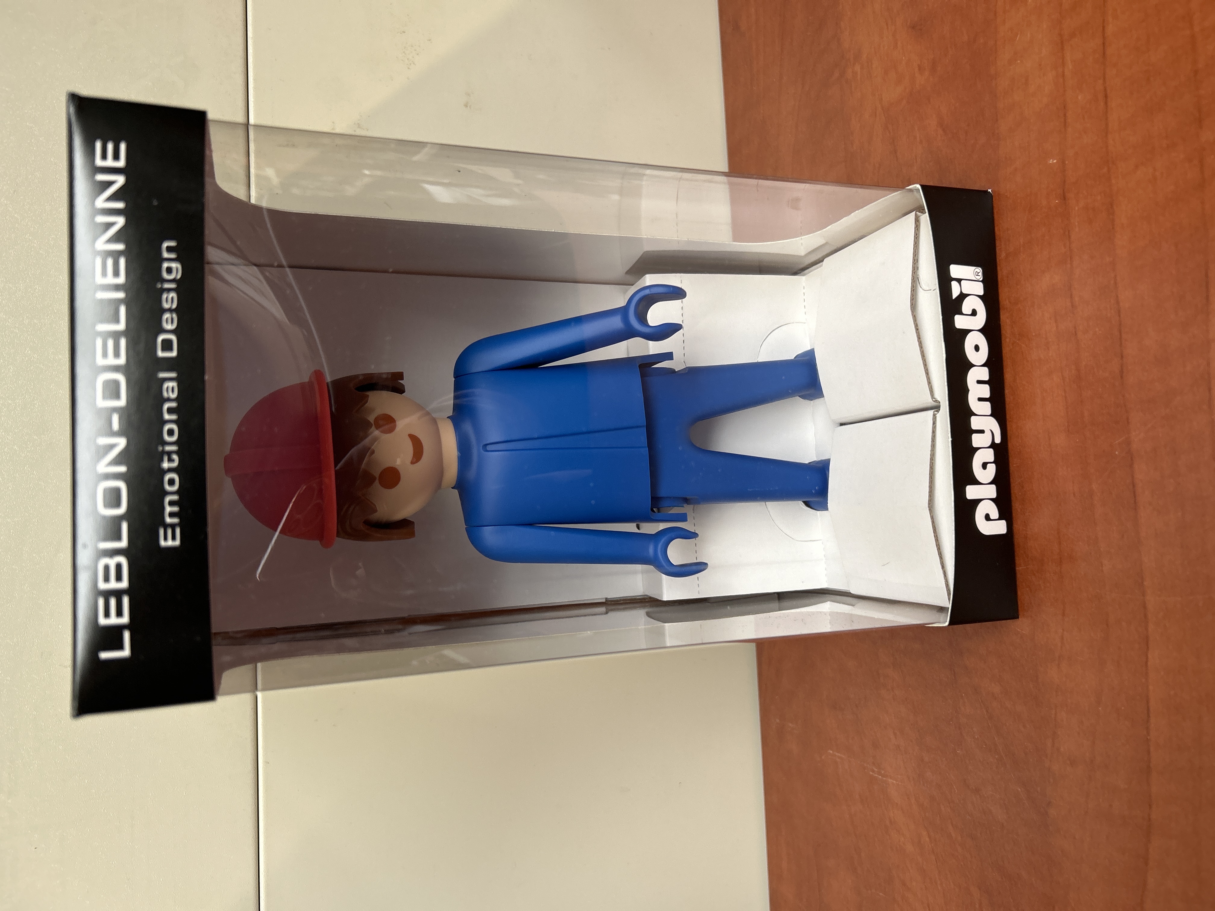 Figurine Playmobil Leblon-Delienne, bleu, casquette rouge