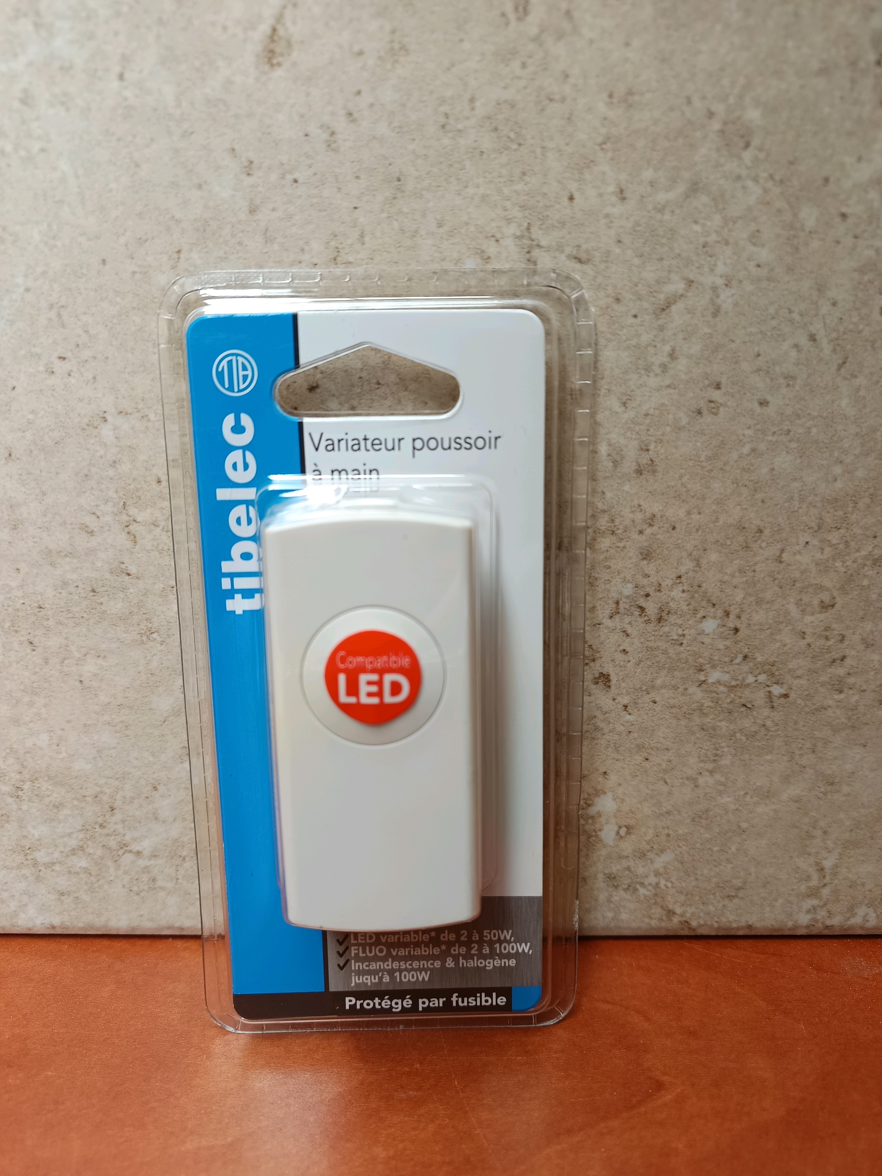 Tibelec Variateur poussoir à main – Compatible LED