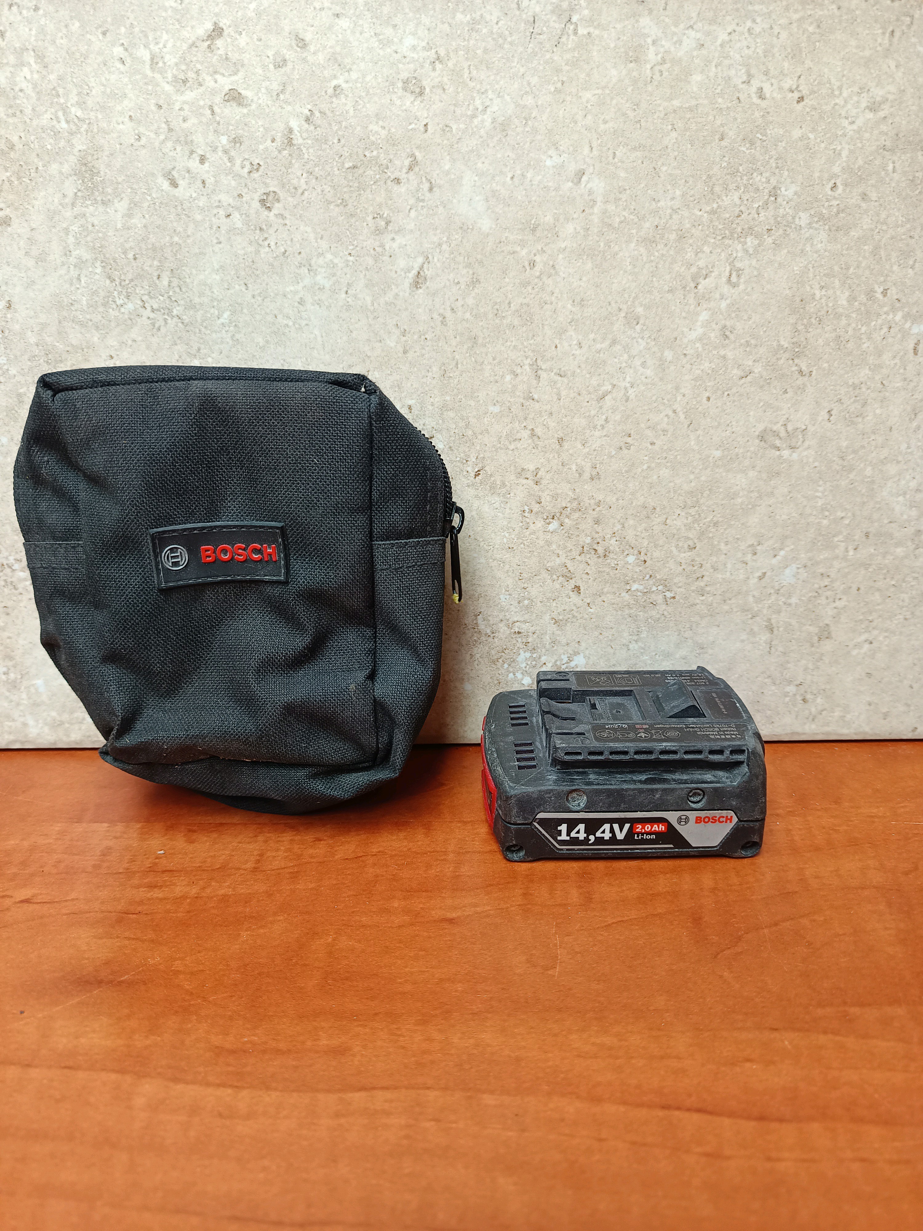 Batterie Bosch 14,4V 2,0Ah avec pochette