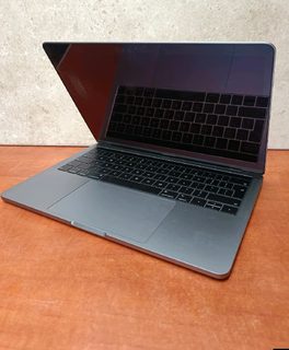 Apple MacBook Pro 13,3 pouces Touch Bar A2159 (EMC 3301)