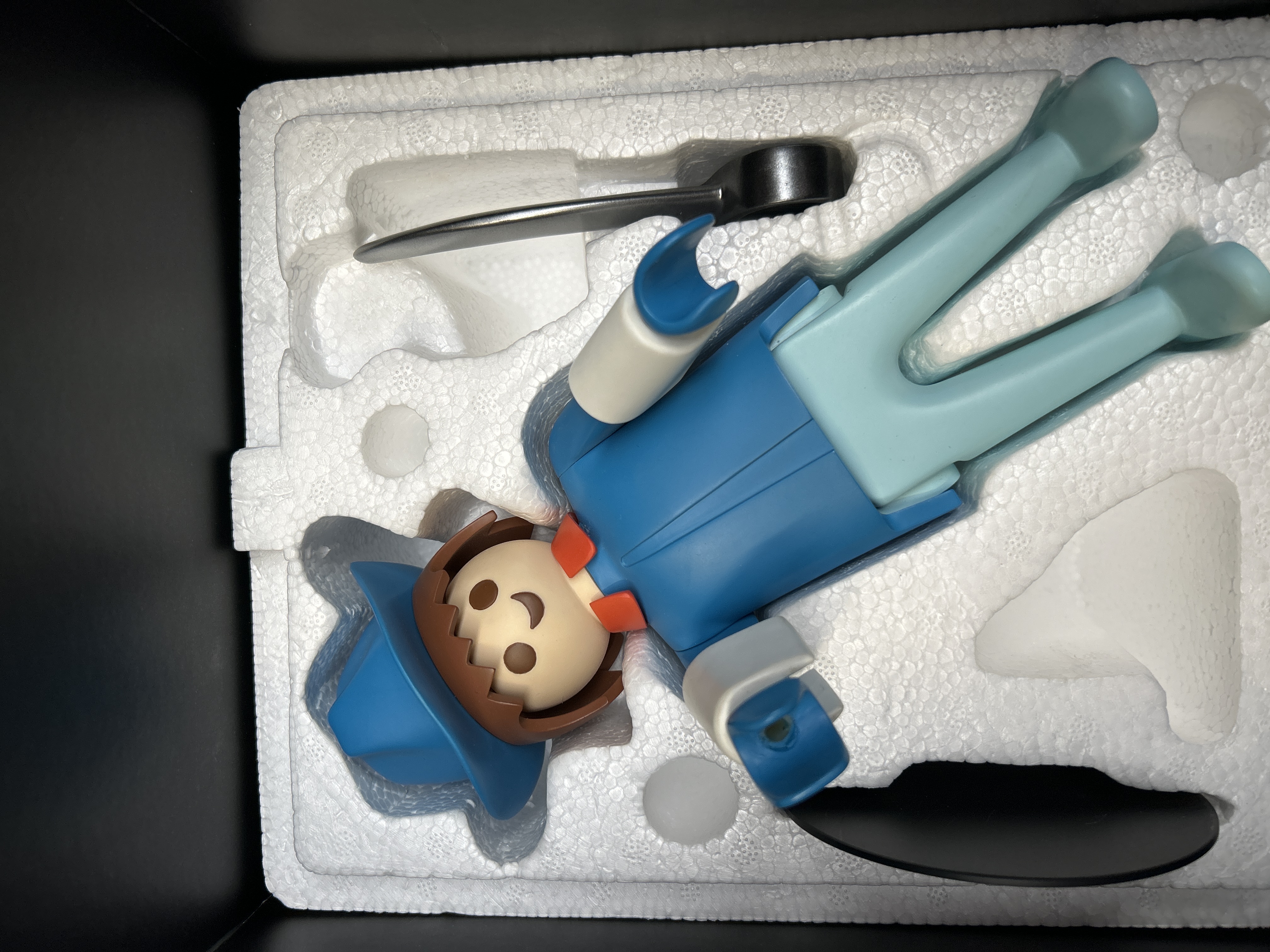Playmobil – Figurine personnage bleu avec chapeau, en boîte — photo 2