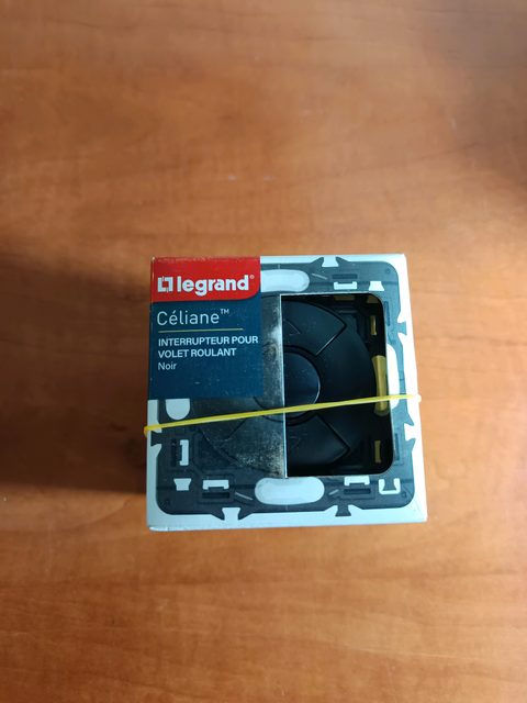 Legrand Céliane interrupteur pour volet roulant - Noir