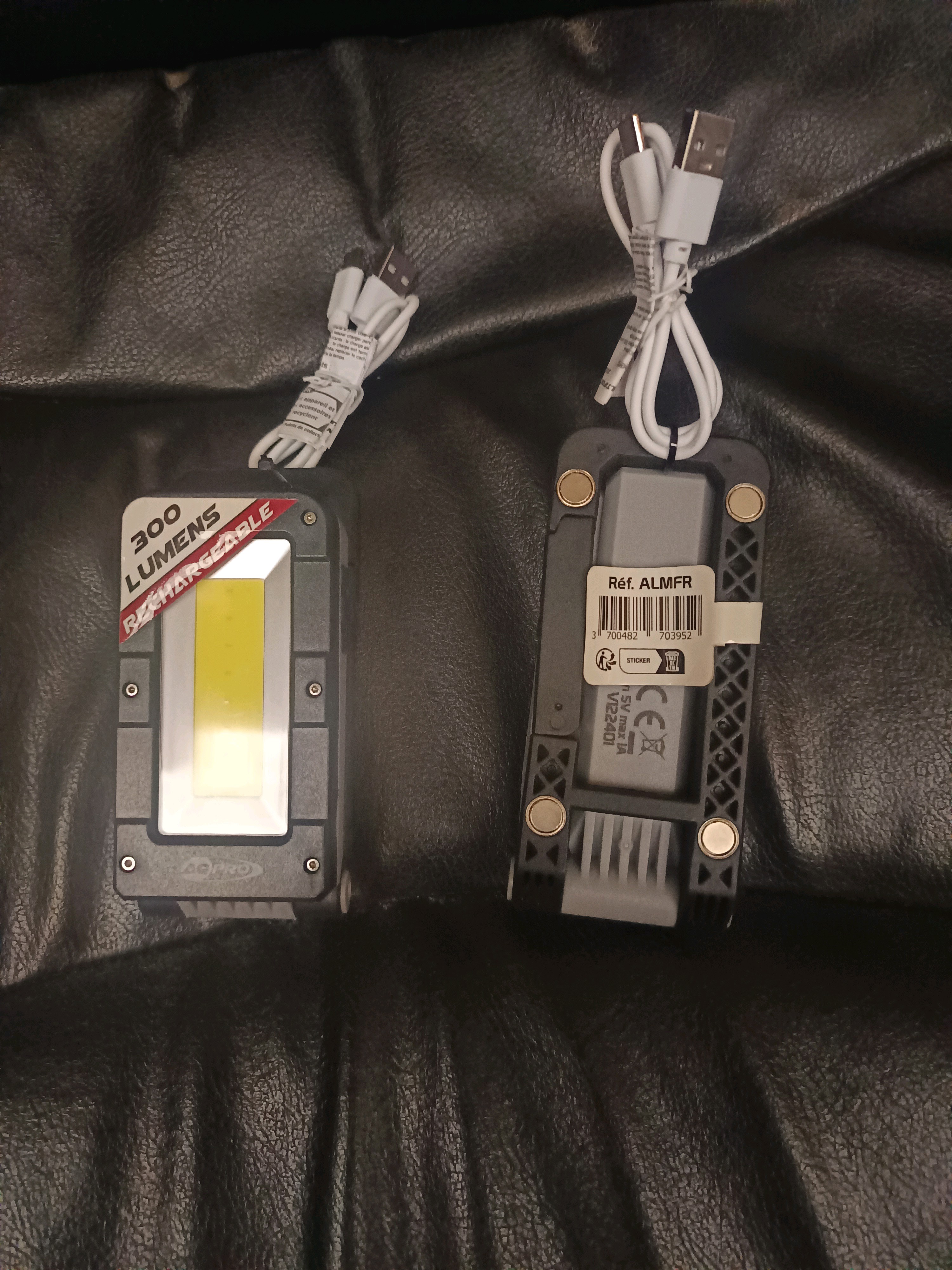 Lampe de travail LED COB 300 lumens rechargeable USB-C