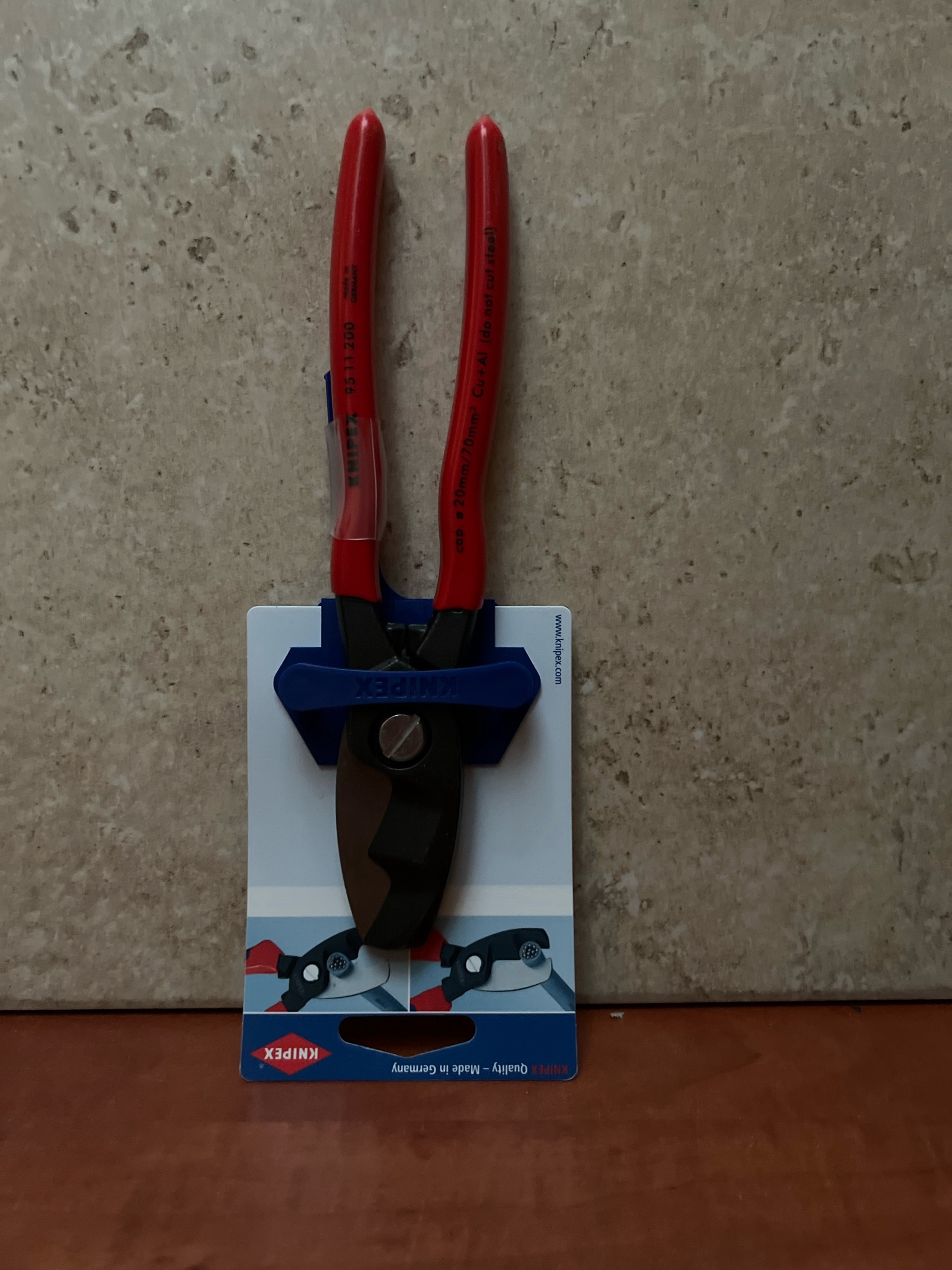 Pince coupe-câbles Knipex