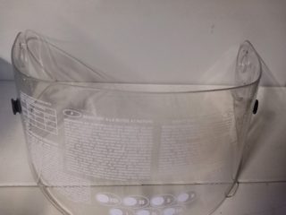 Visière de casque moto transparente (anti-buée, anti-rayures)